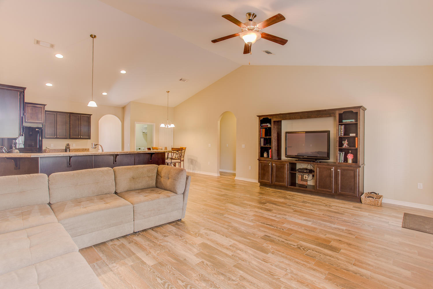 HAMMOCK BAY - Residential