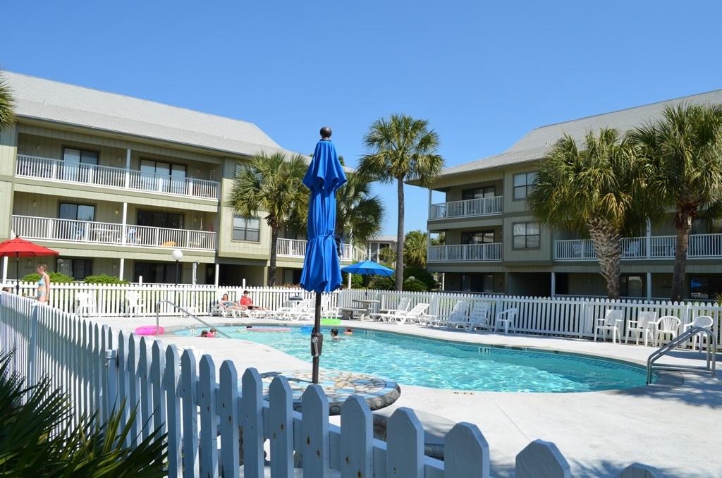 Beachwood Villas Condominium - Residential