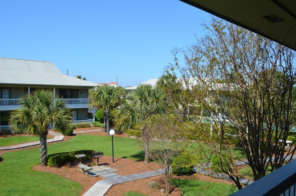 Beachwood Villas Condominium - Residential