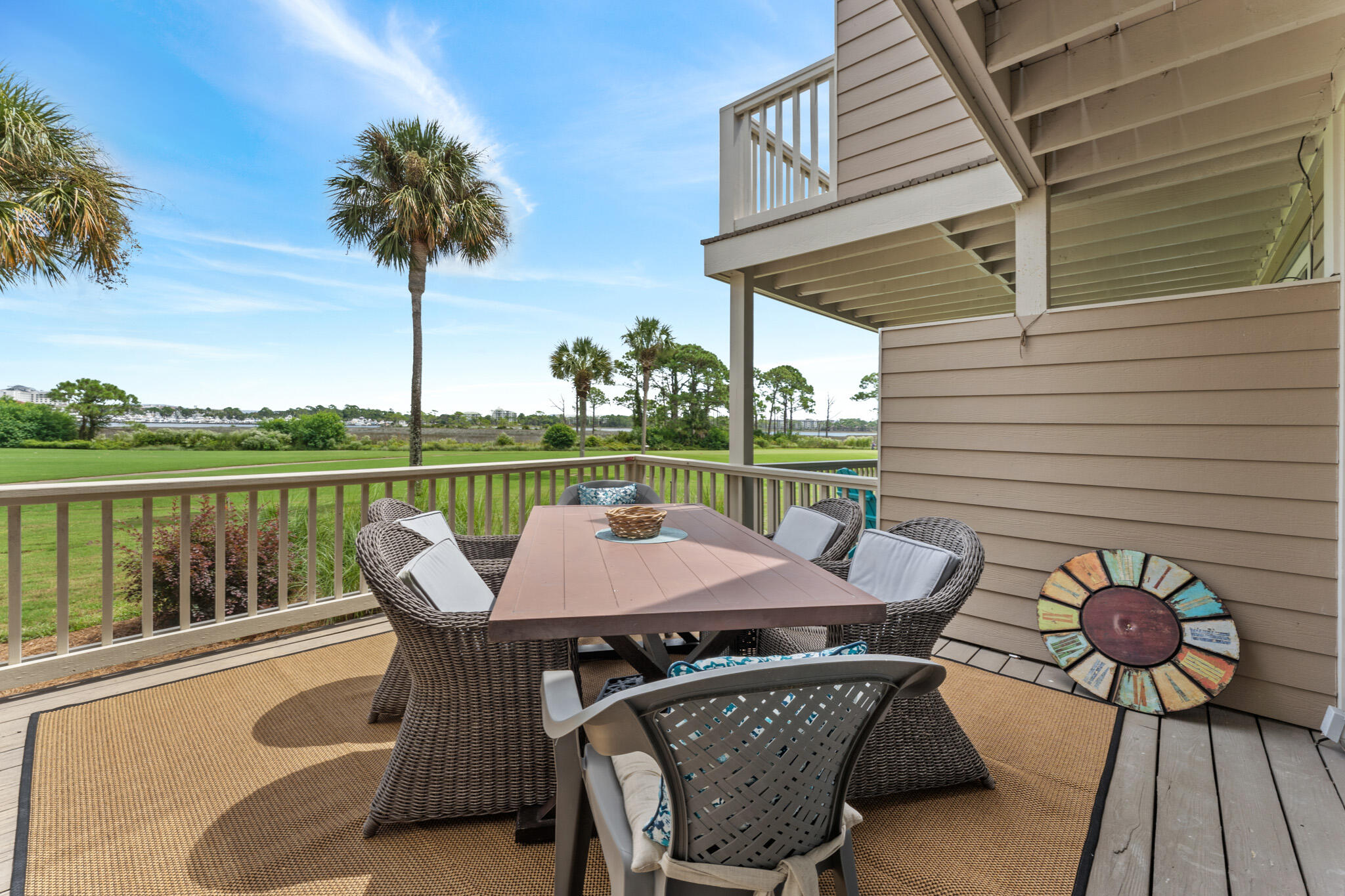 HARBOUR POINT CONDO - Residential