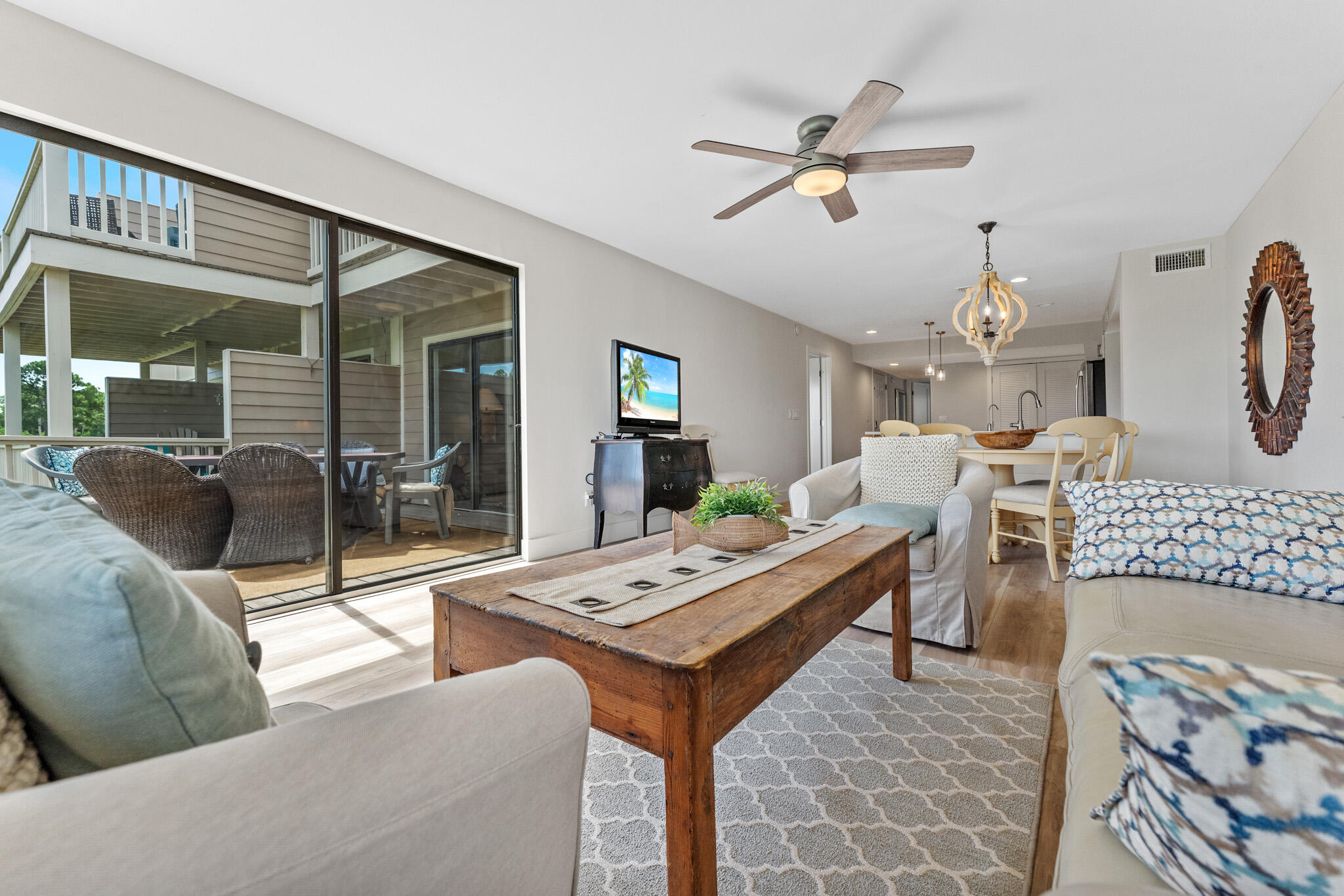 HARBOUR POINT CONDO - Residential
