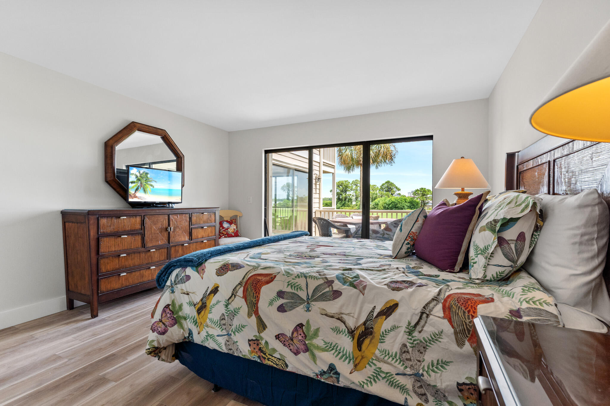 HARBOUR POINT CONDO - Residential