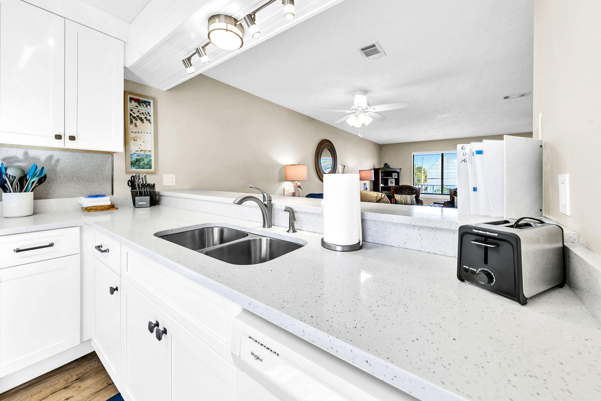 SANDPRINTS CONDO - Residential