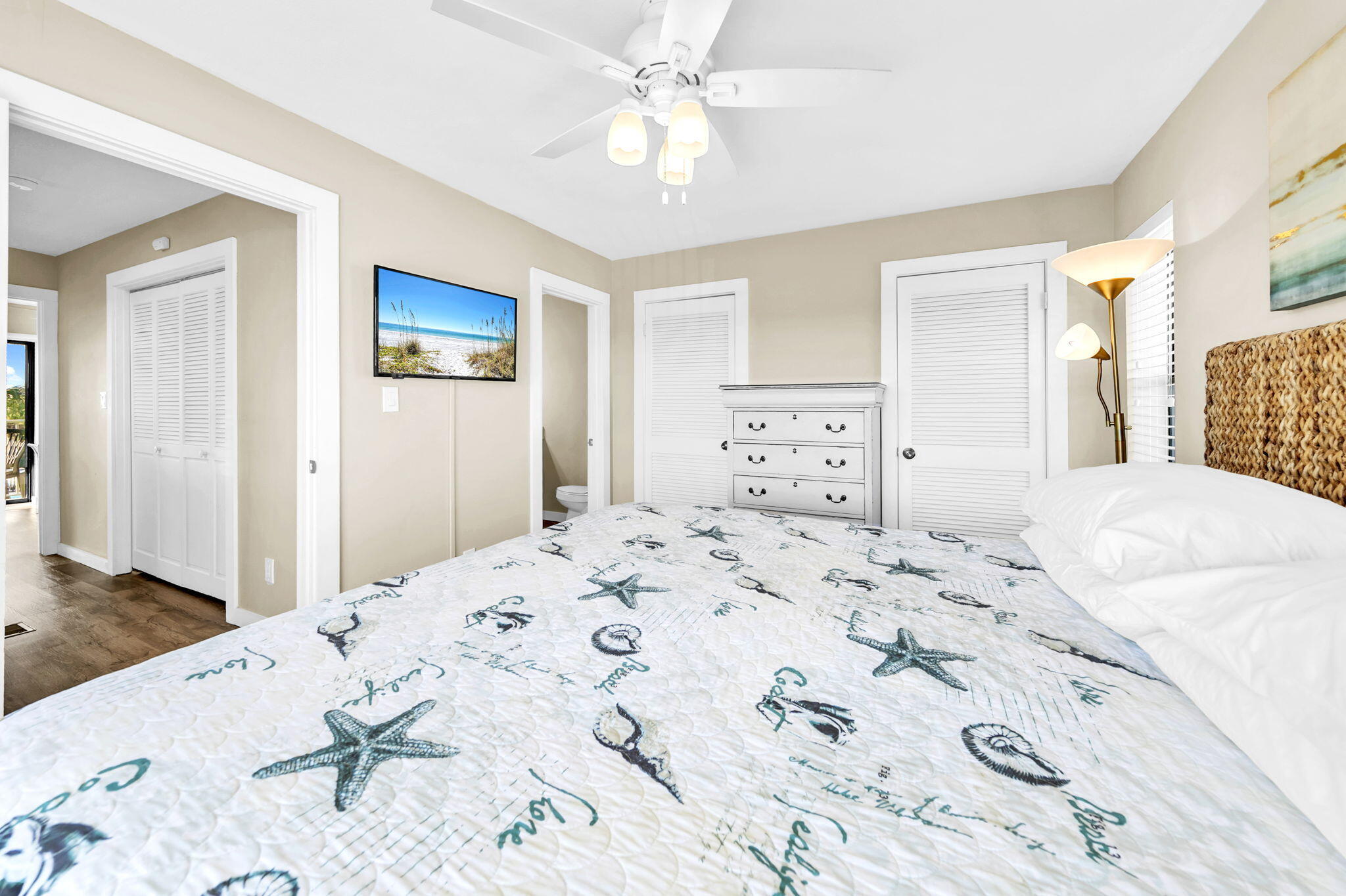 SANDPRINTS CONDO - Residential
