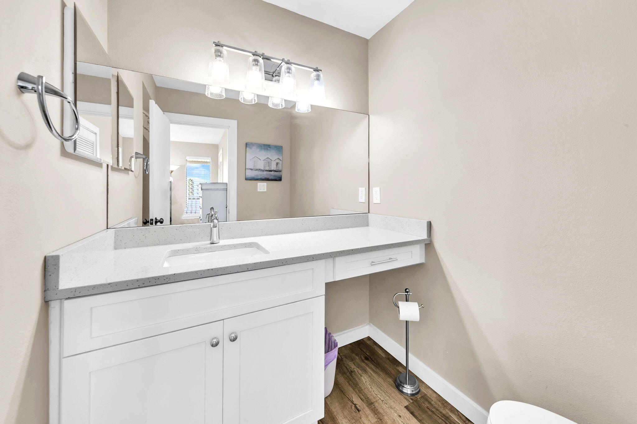SANDPRINTS CONDO - Residential