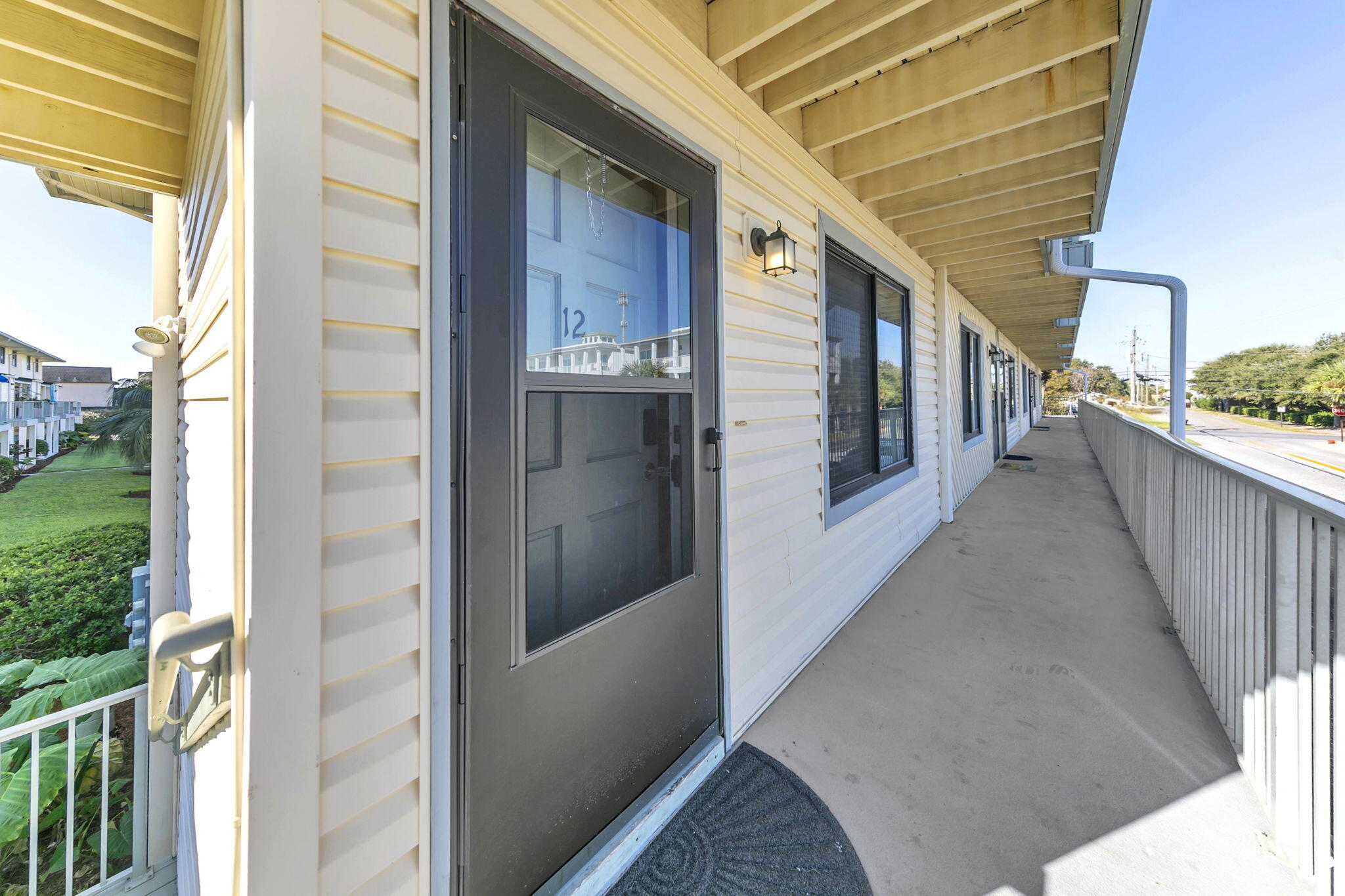 SANDPRINTS CONDO - Residential