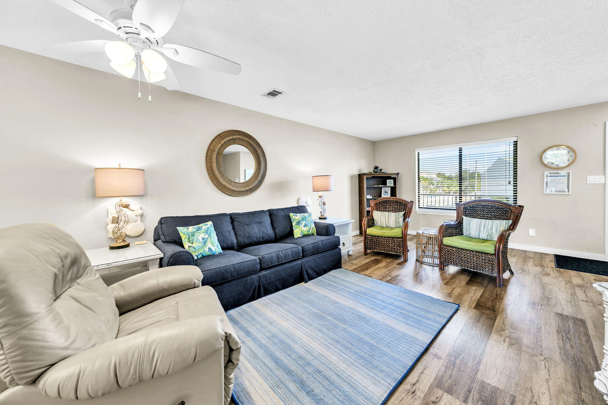 SANDPRINTS CONDO - Residential