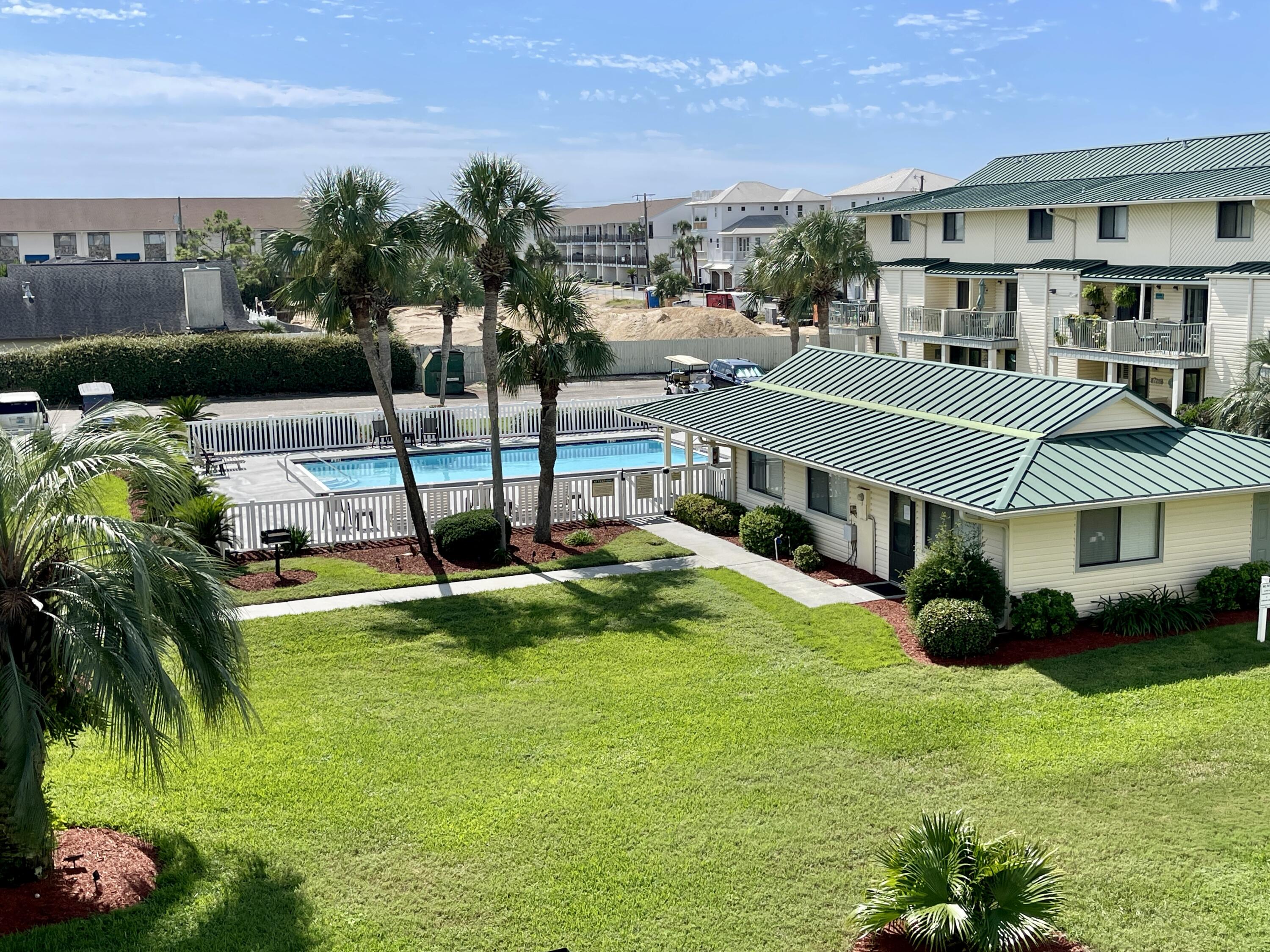 SANDPRINTS CONDO - Residential