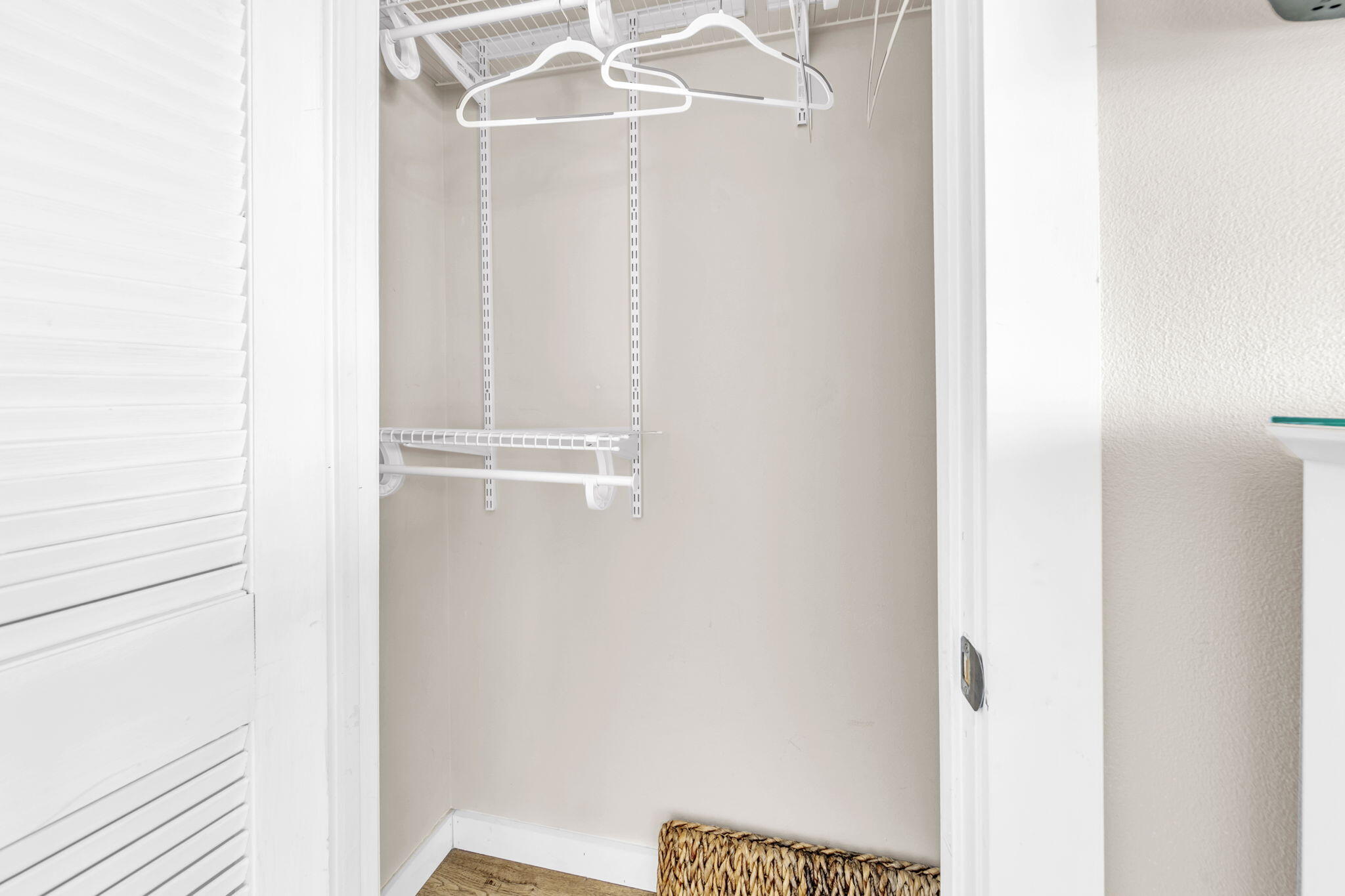 SANDPRINTS CONDO - Residential