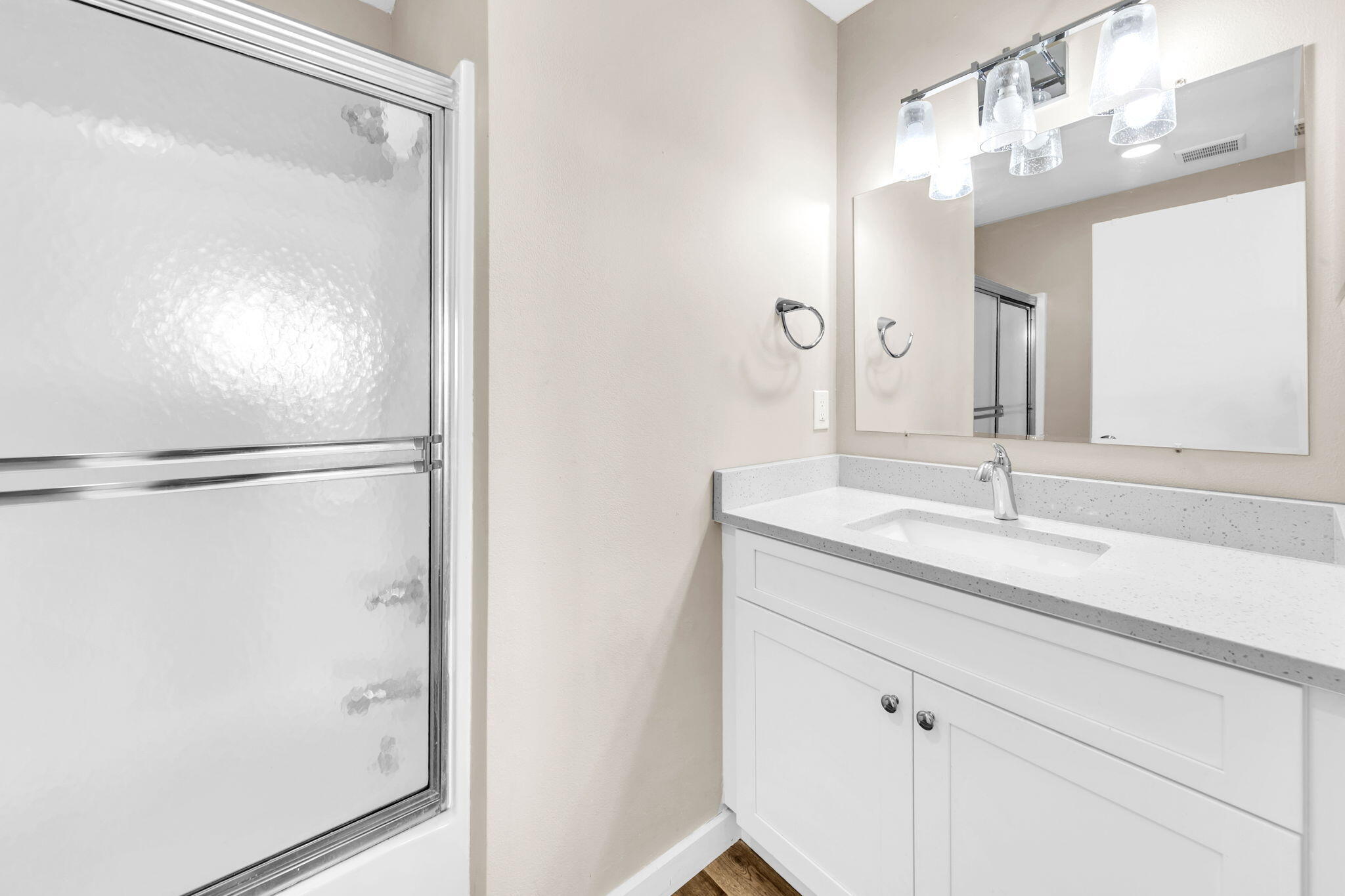 SANDPRINTS CONDO - Residential