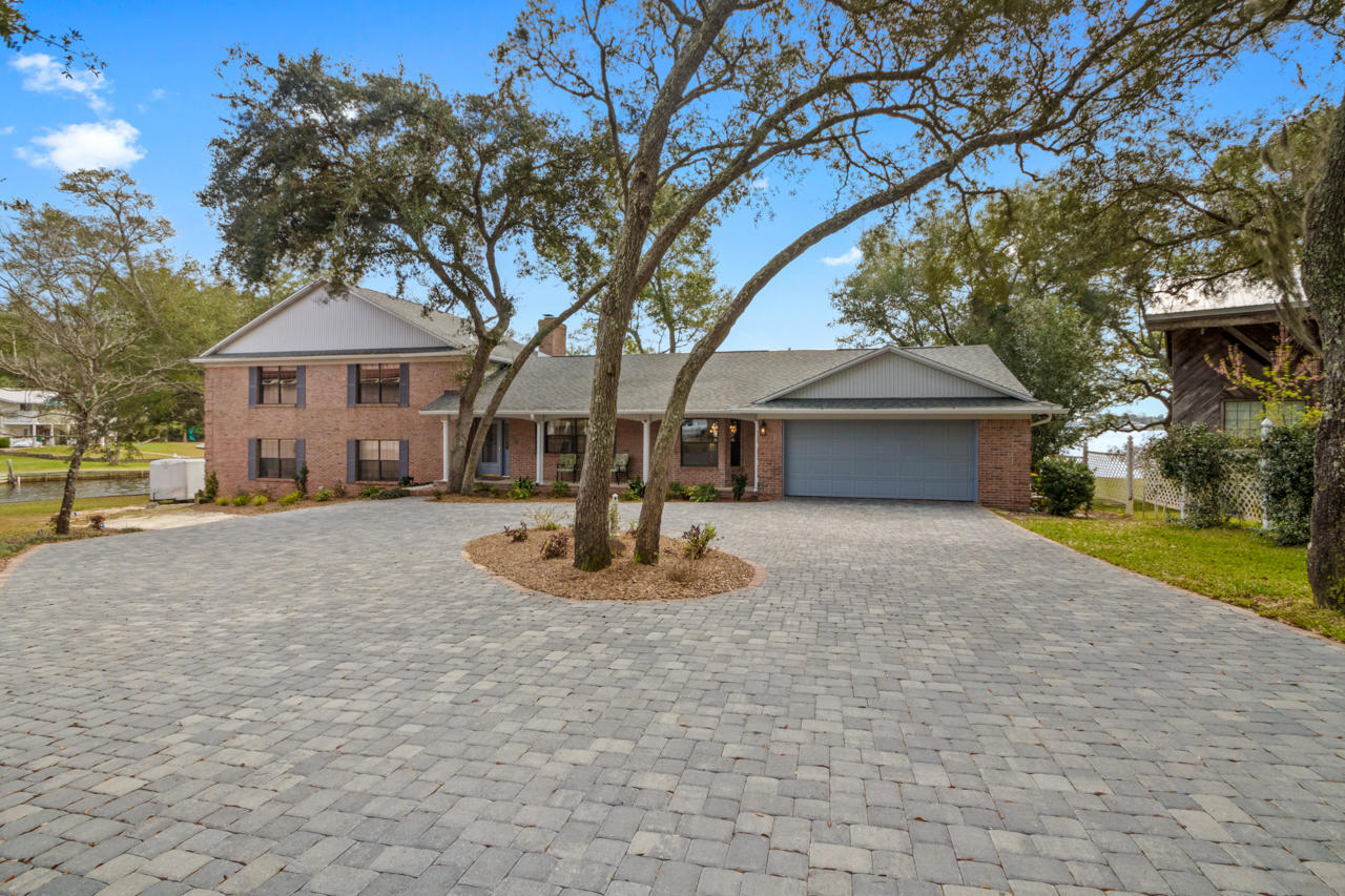 EDGEWATER VILLAGE - Residential