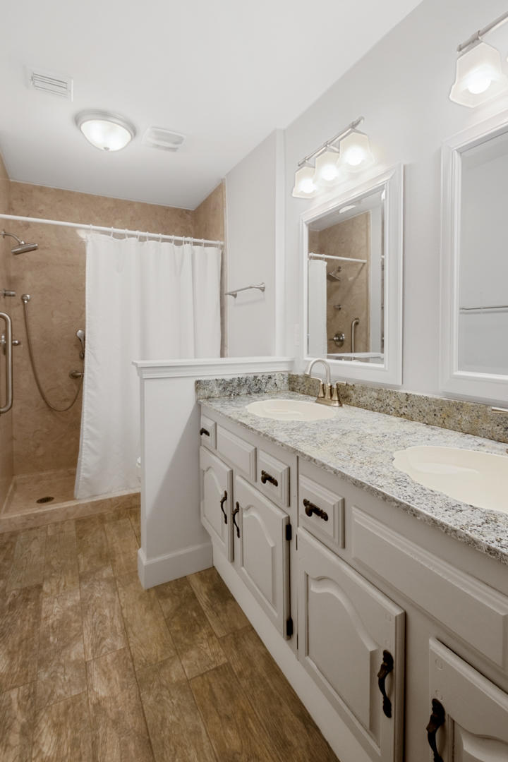 EDGEWATER VILLAGE - Residential