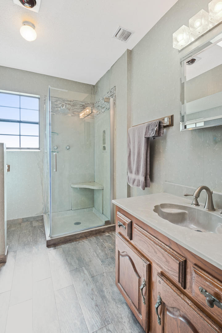 EDGEWATER VILLAGE - Residential