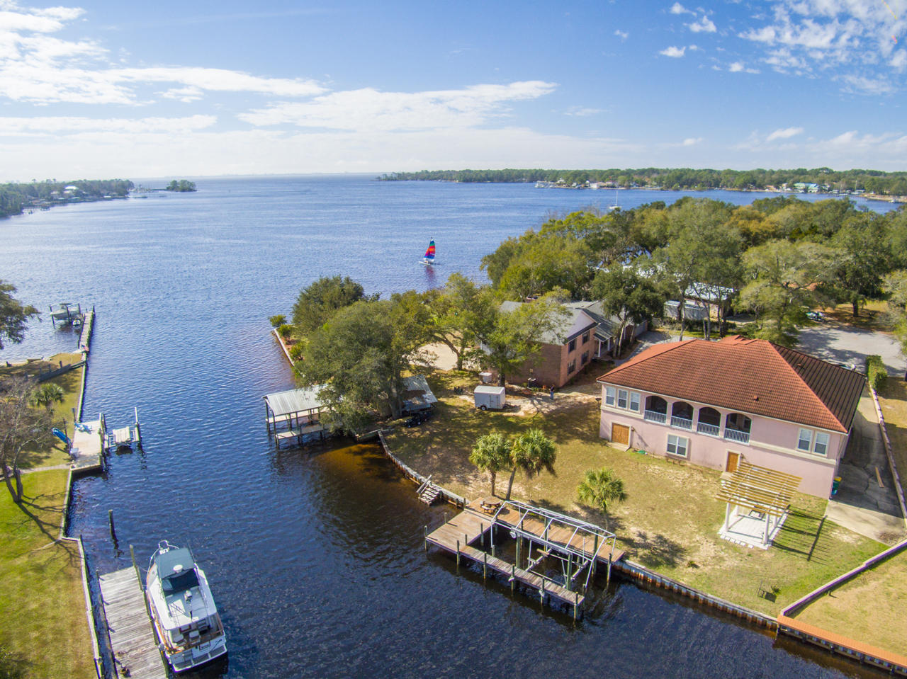 EDGEWATER VILLAGE - Residential