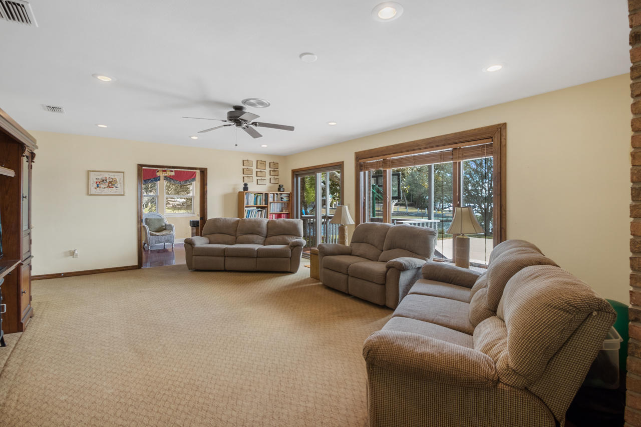 EDGEWATER VILLAGE - Residential