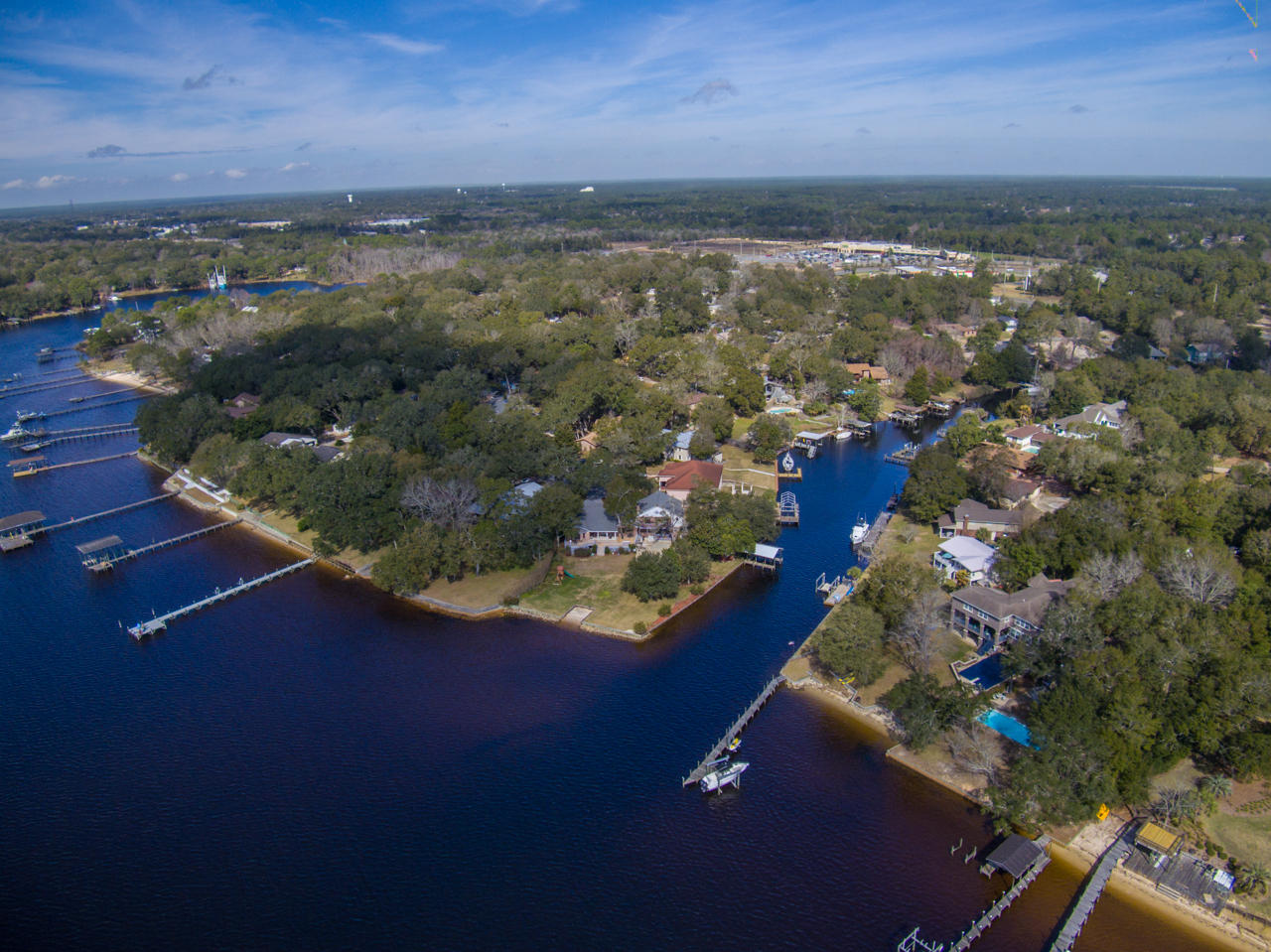 EDGEWATER VILLAGE - Residential