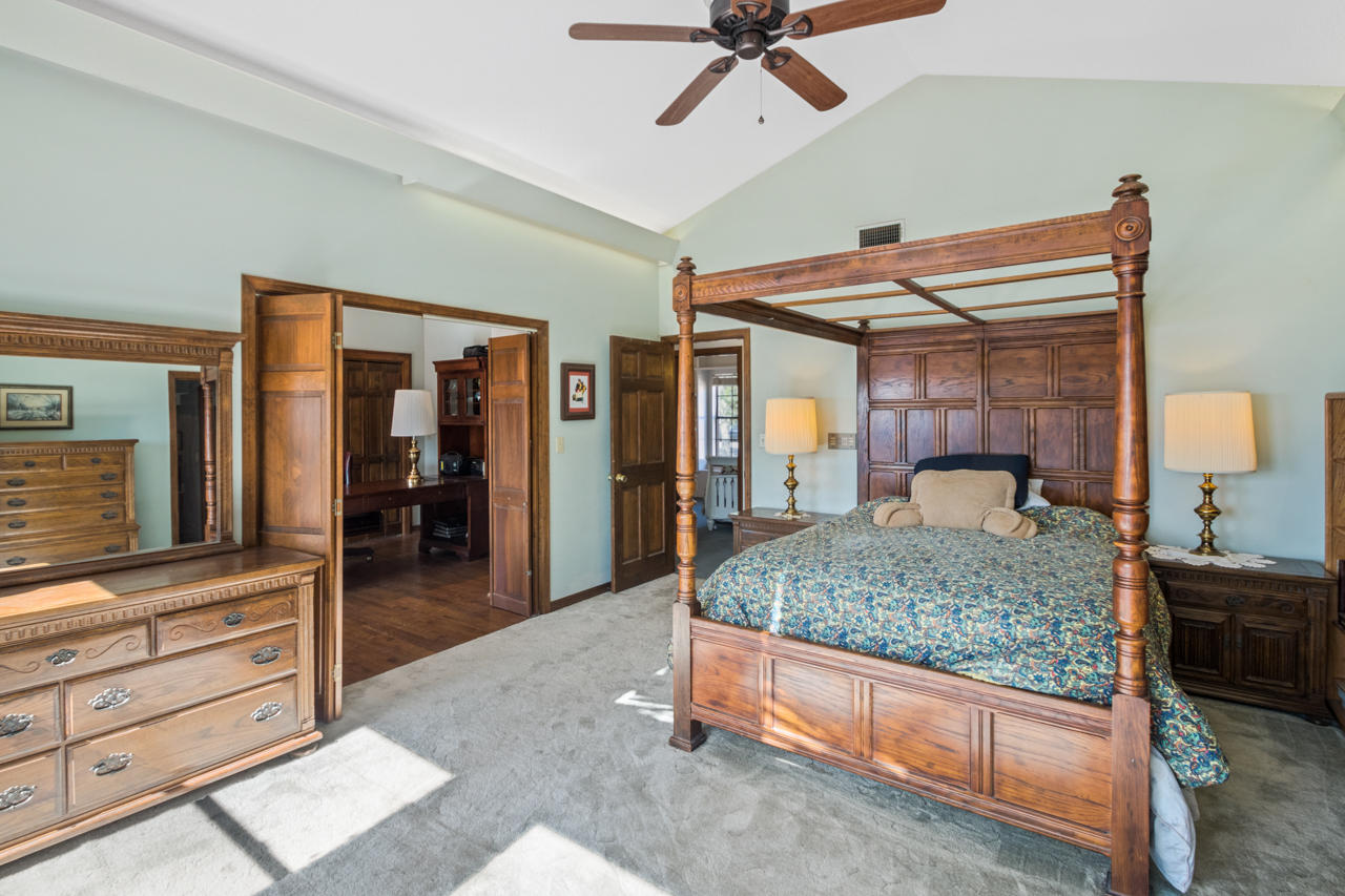 EDGEWATER VILLAGE - Residential