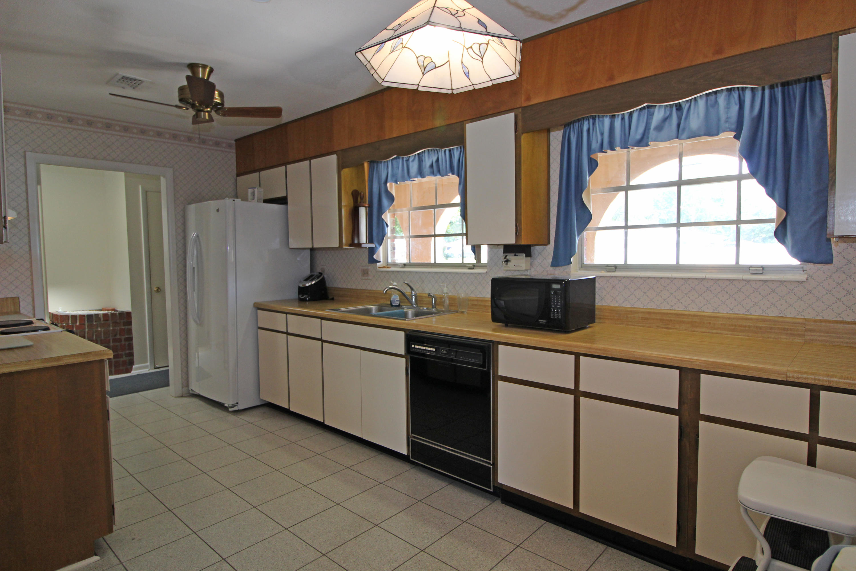 MIRAMAR ESTATES - Residential