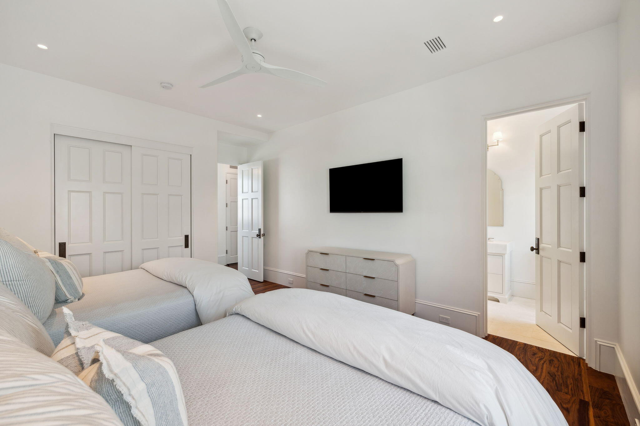 ALYS BEACH - Residential