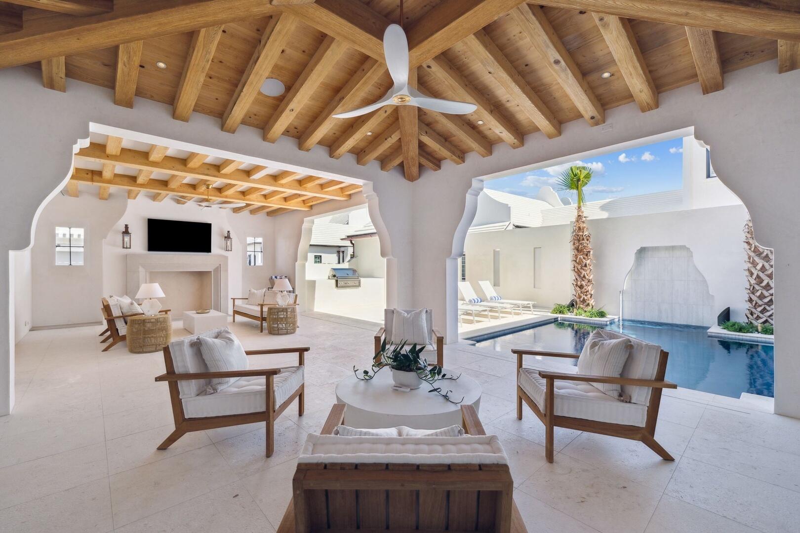 ALYS BEACH - Residential
