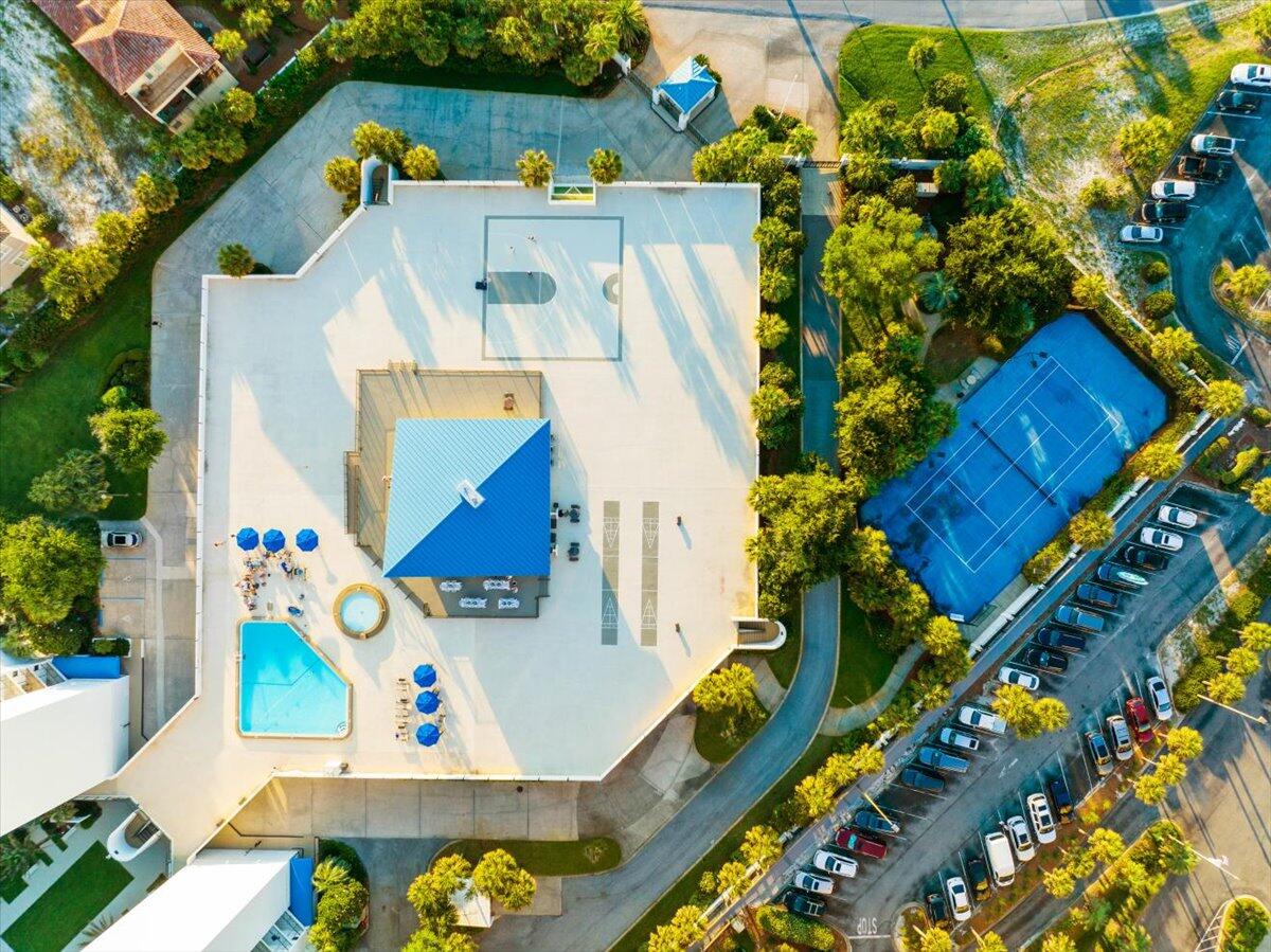 Regency Towers - Residential