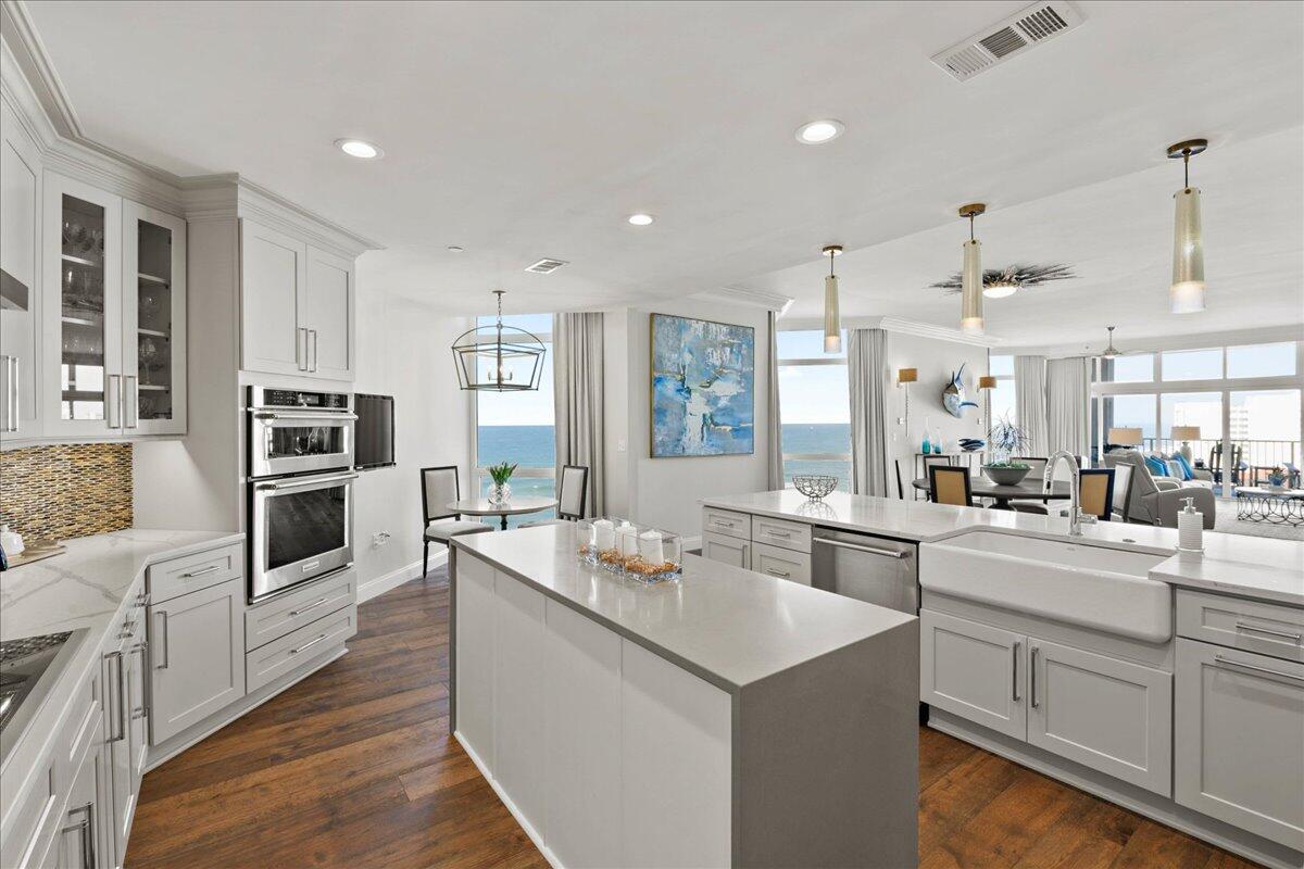 Regency Towers - Residential