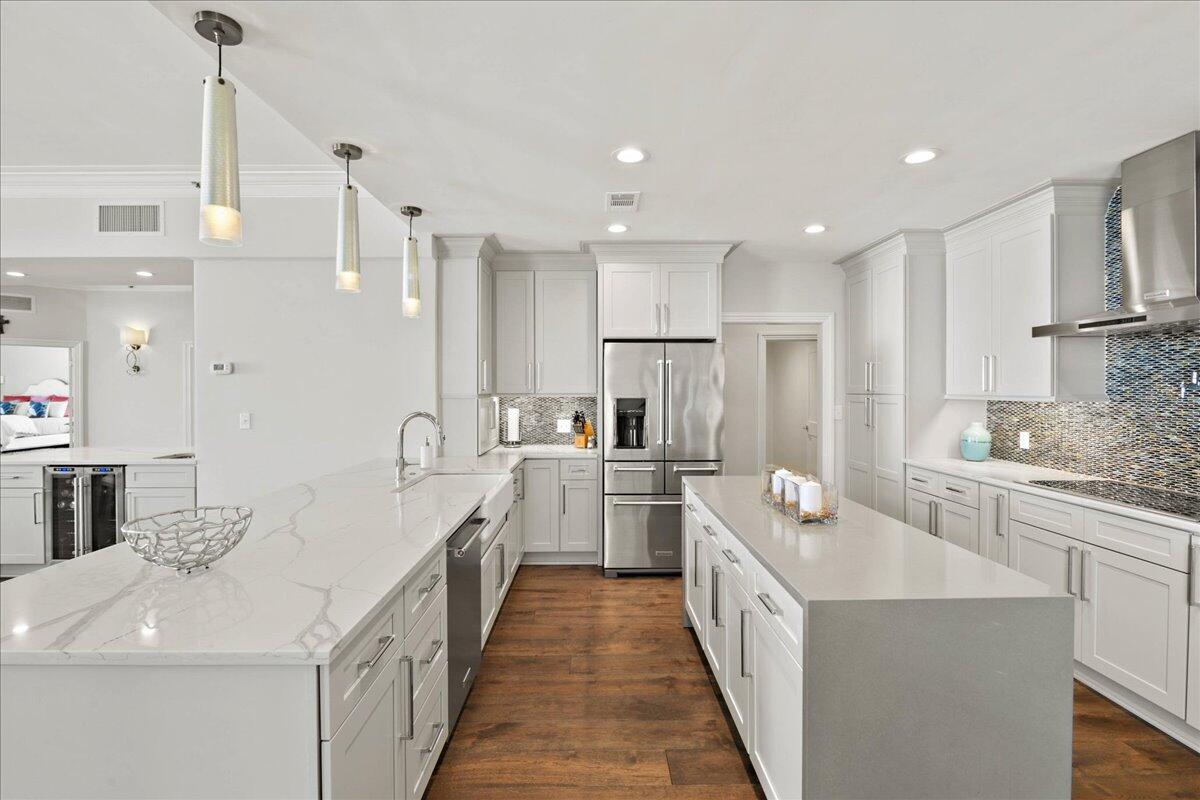 Regency Towers - Residential