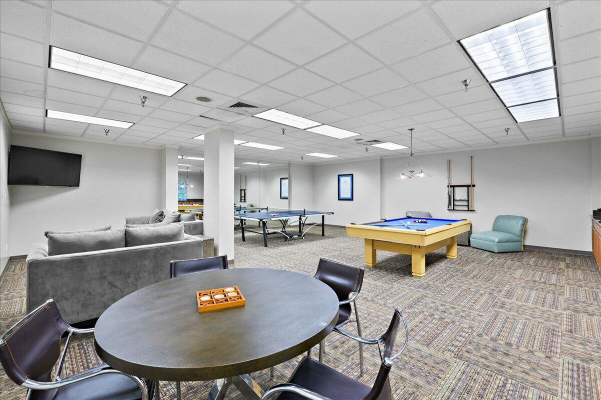 Regency Towers - Residential