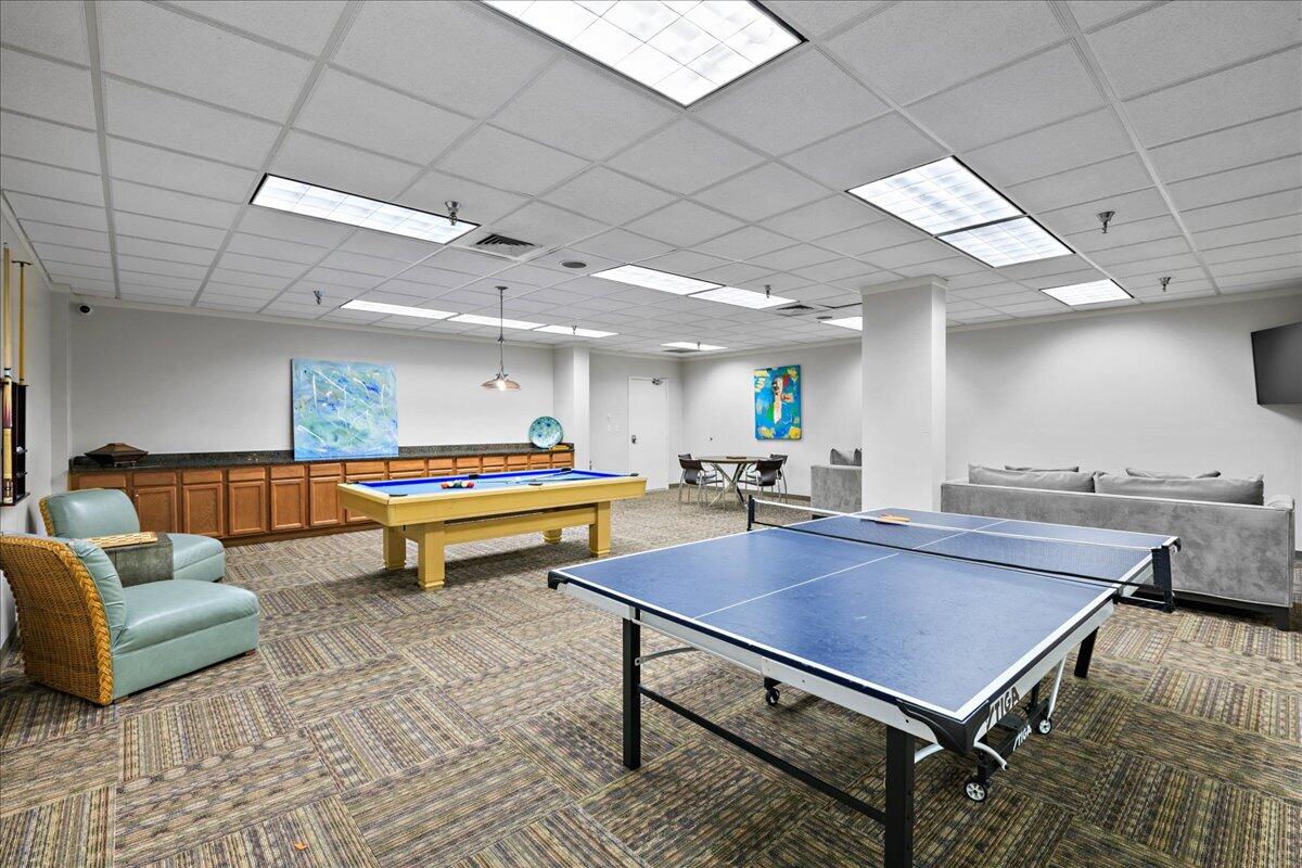 Regency Towers - Residential