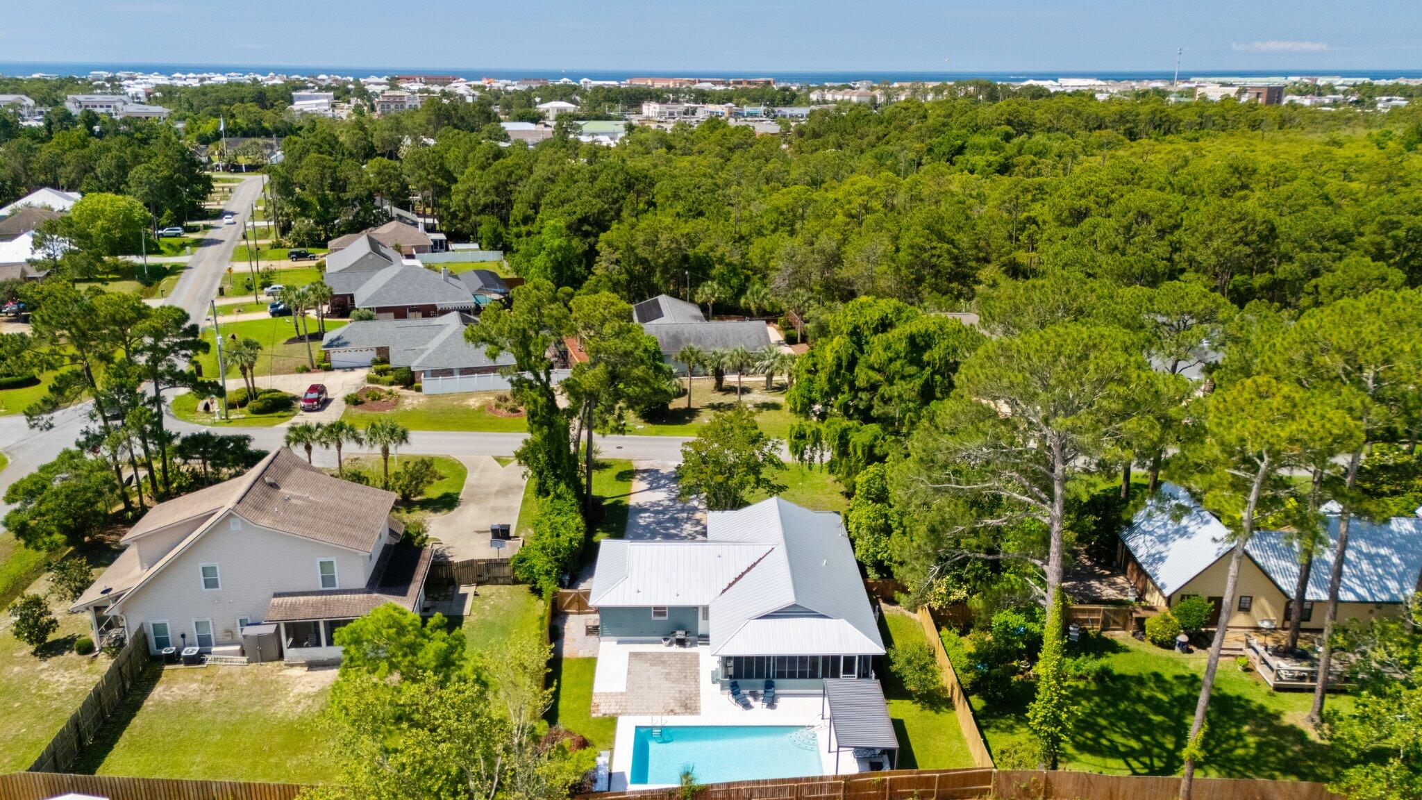 HOLIDAY SHORES EST 4TH ADDN - Residential