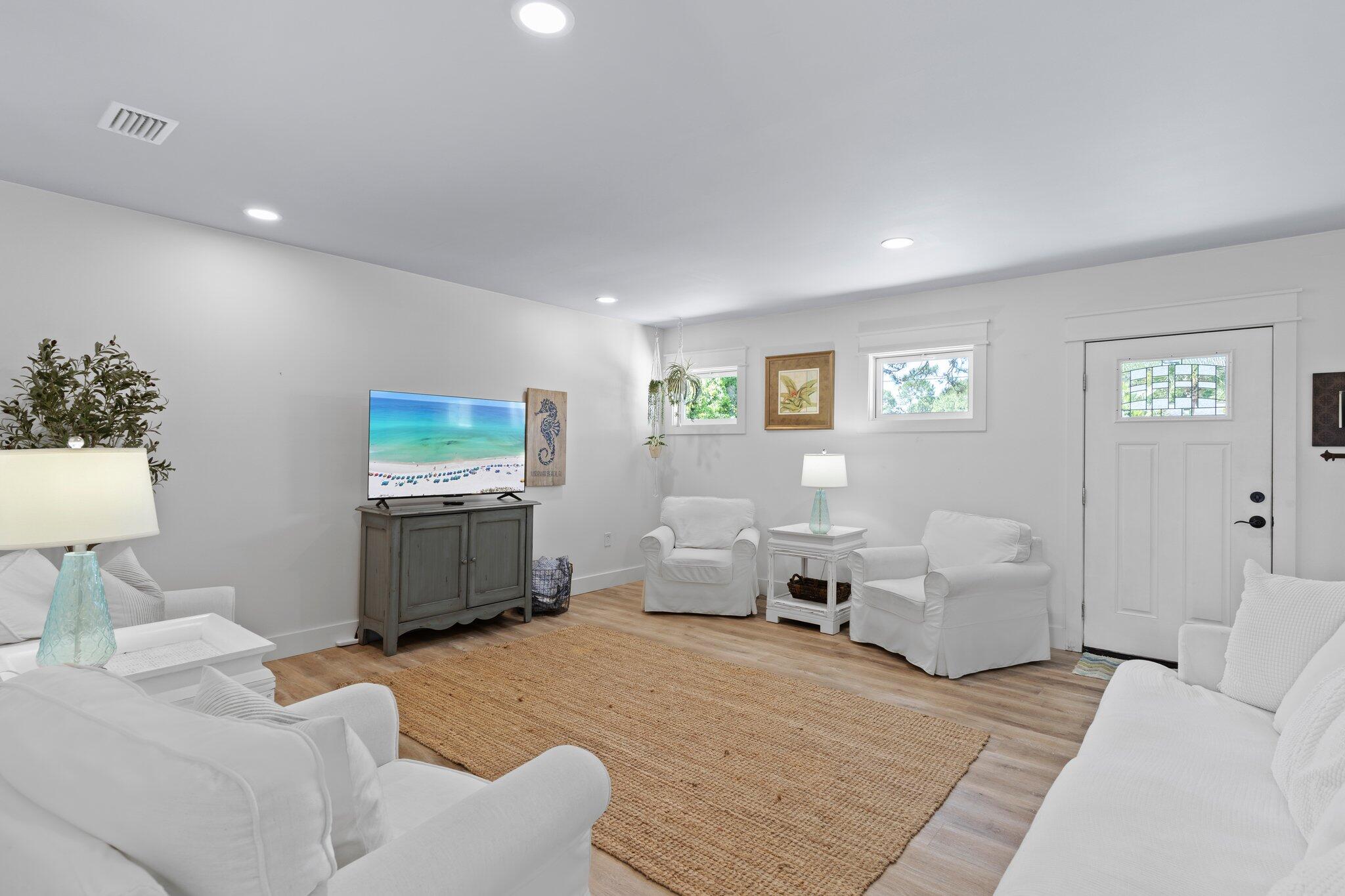 HOLIDAY SHORES EST 4TH ADDN - Residential