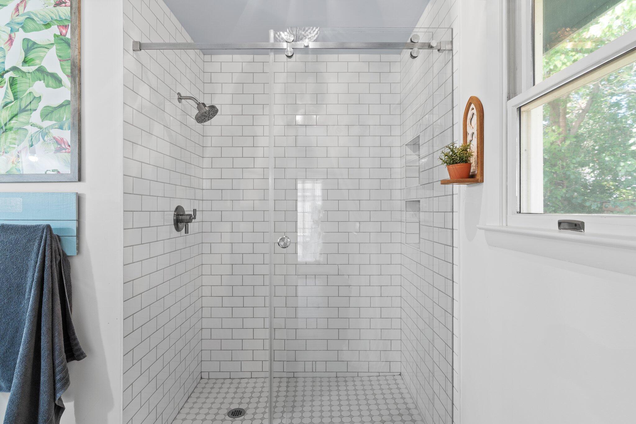 HOLIDAY SHORES EST 4TH ADDN - Residential