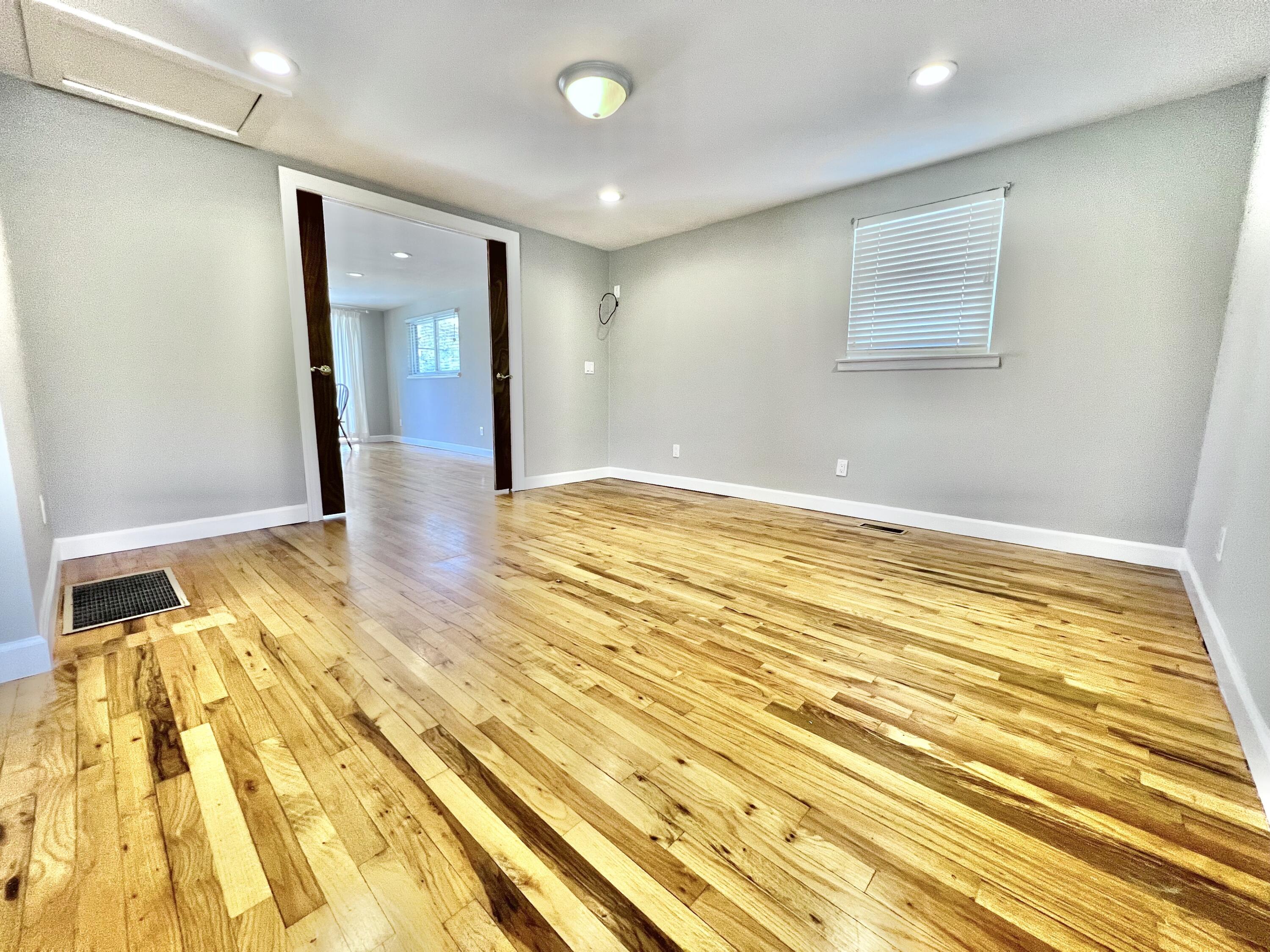 DESTIN (222100.00) - Residential