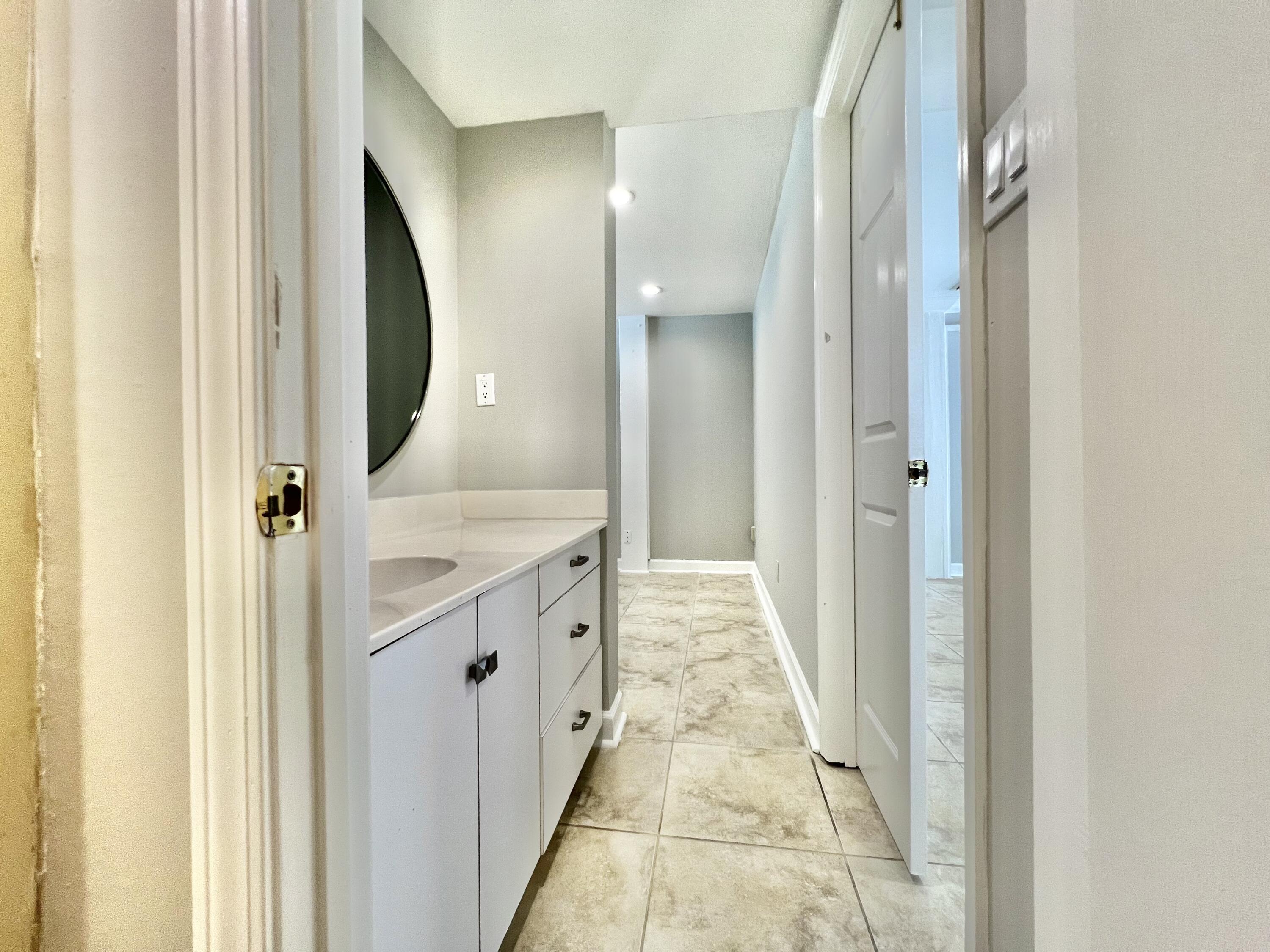 DESTIN (222100.00) - Residential