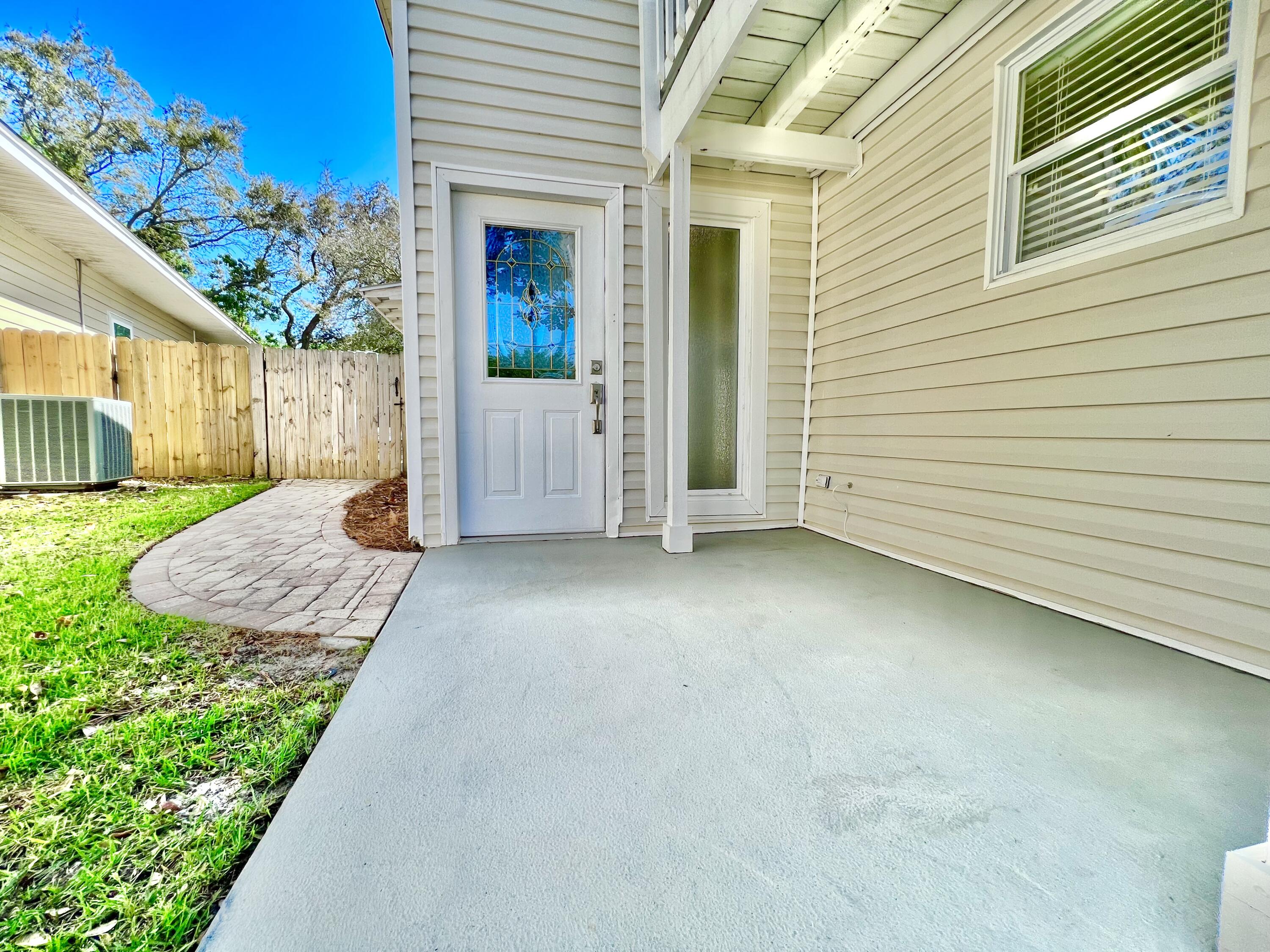 DESTIN (222100.00) - Residential