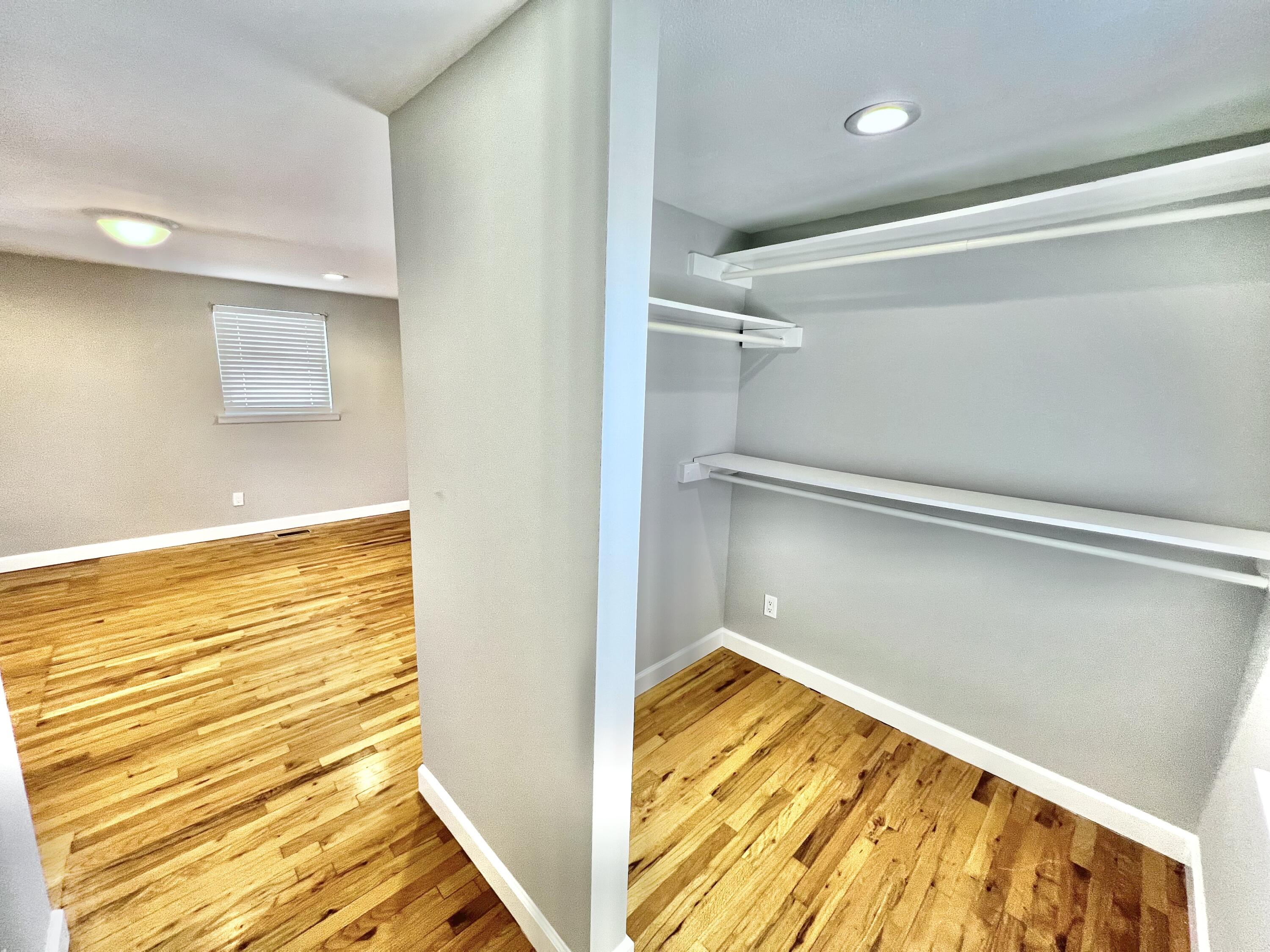 DESTIN (222100.00) - Residential