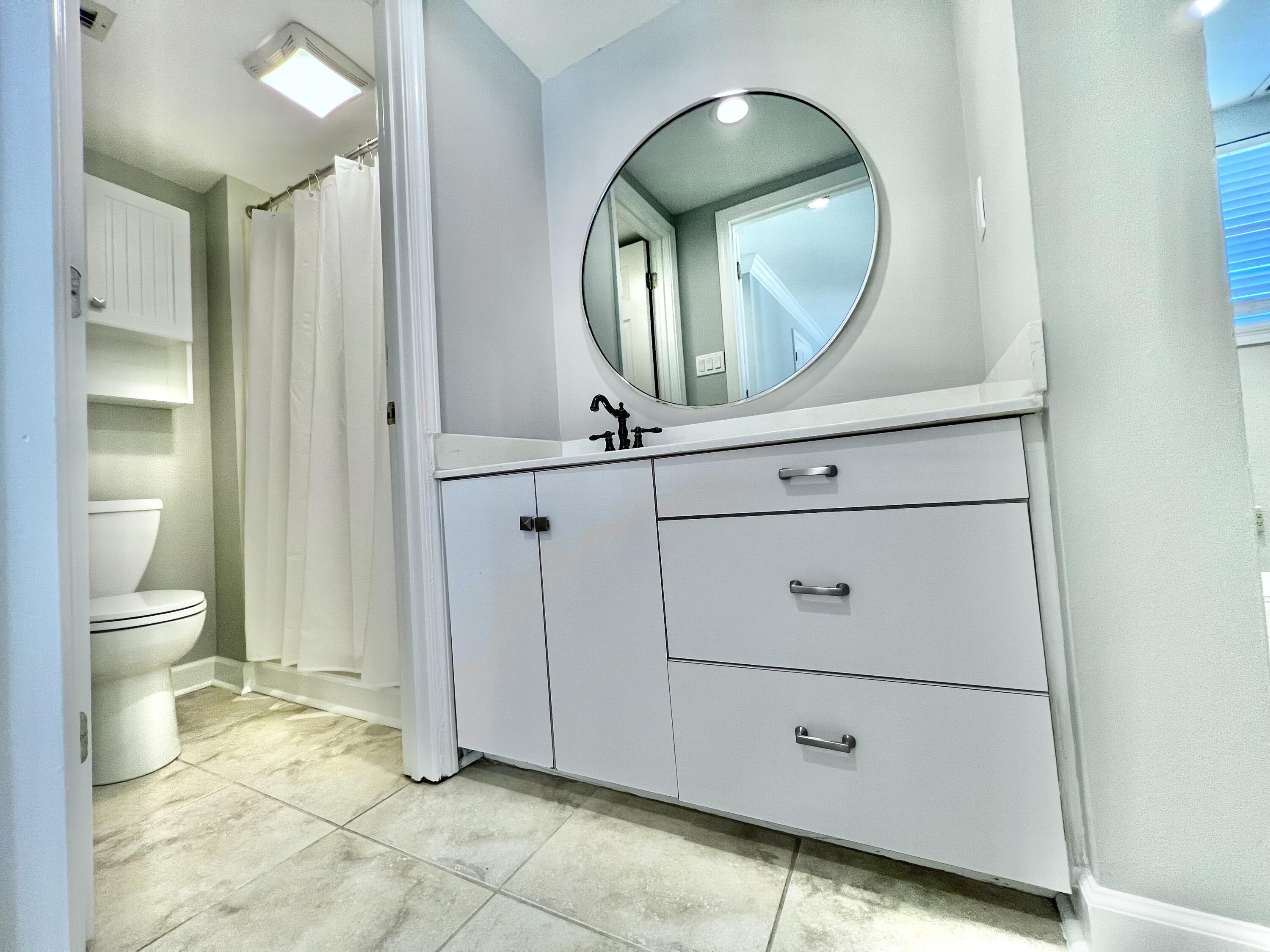 DESTIN (222100.00) - Residential