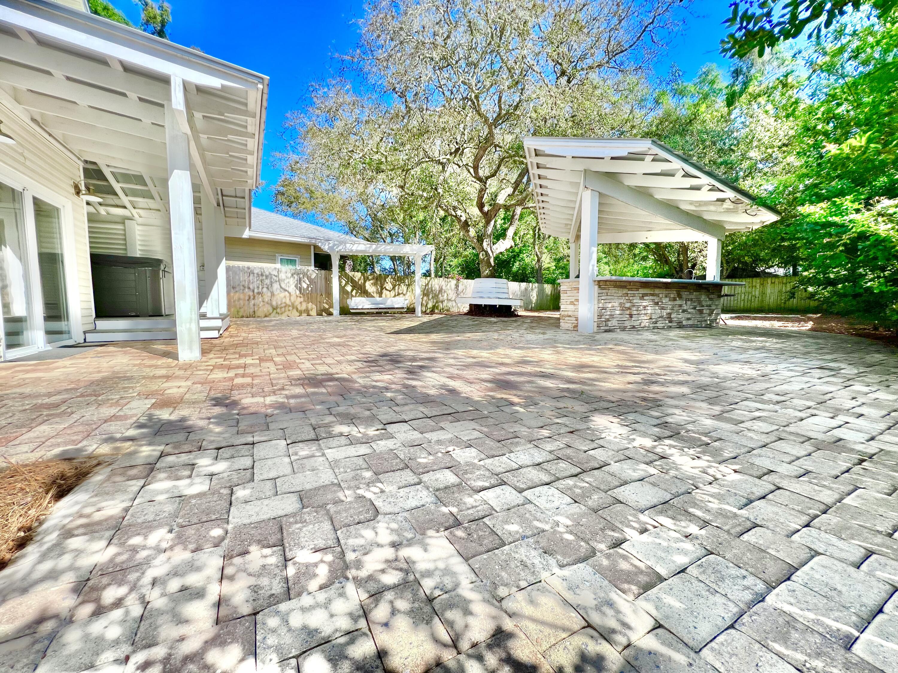 DESTIN (222100.00) - Residential