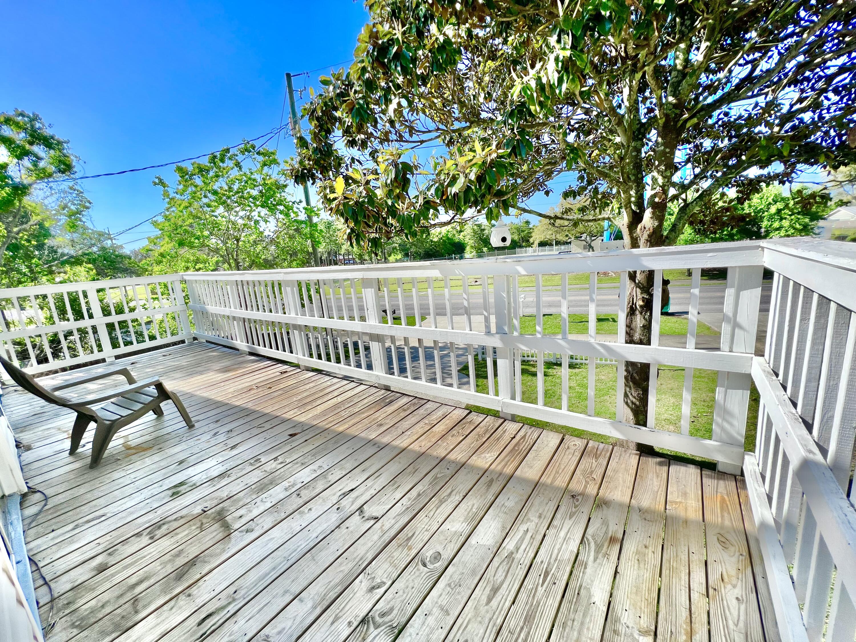 DESTIN (222100.00) - Residential