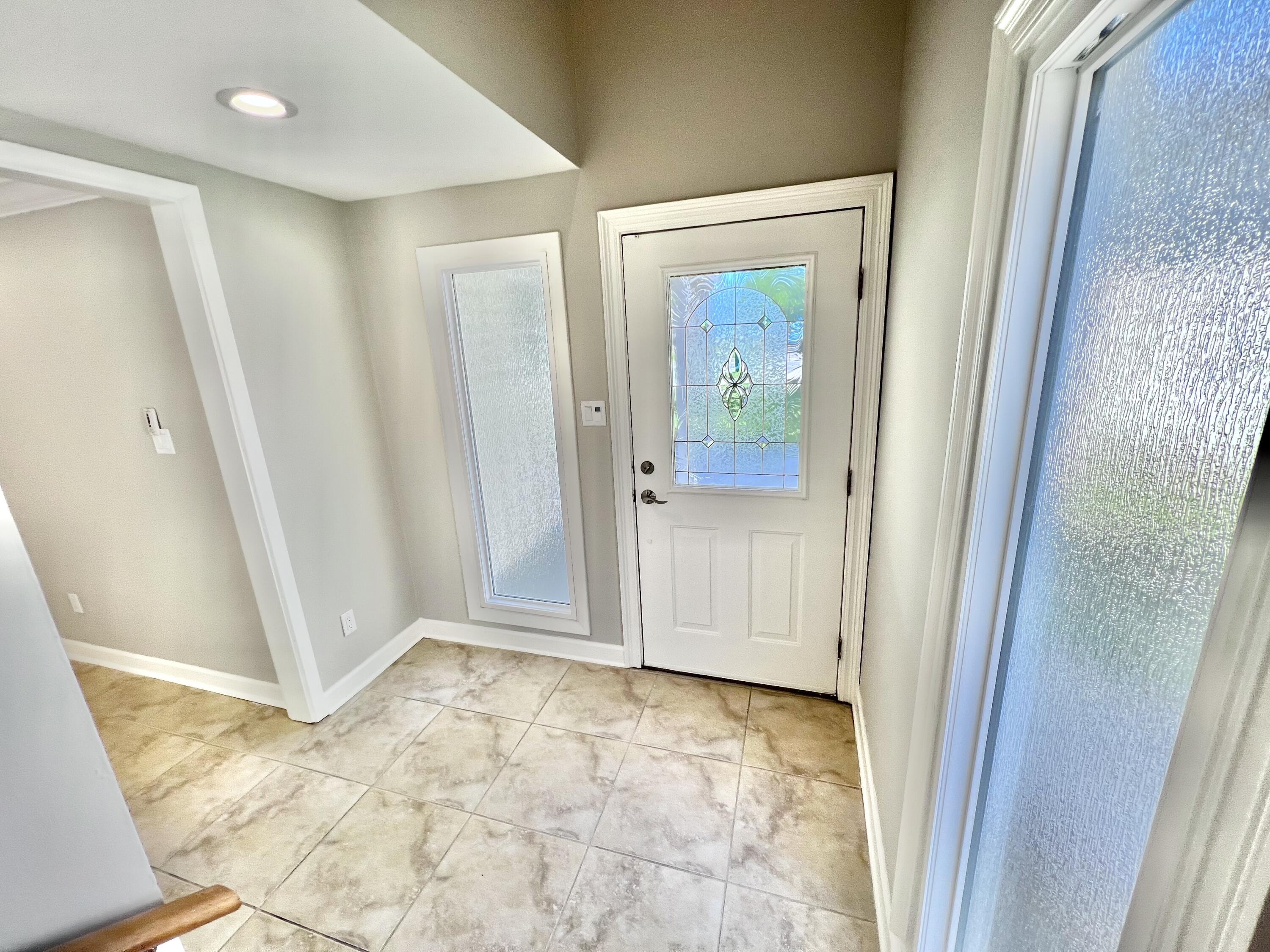 DESTIN (222100.00) - Residential