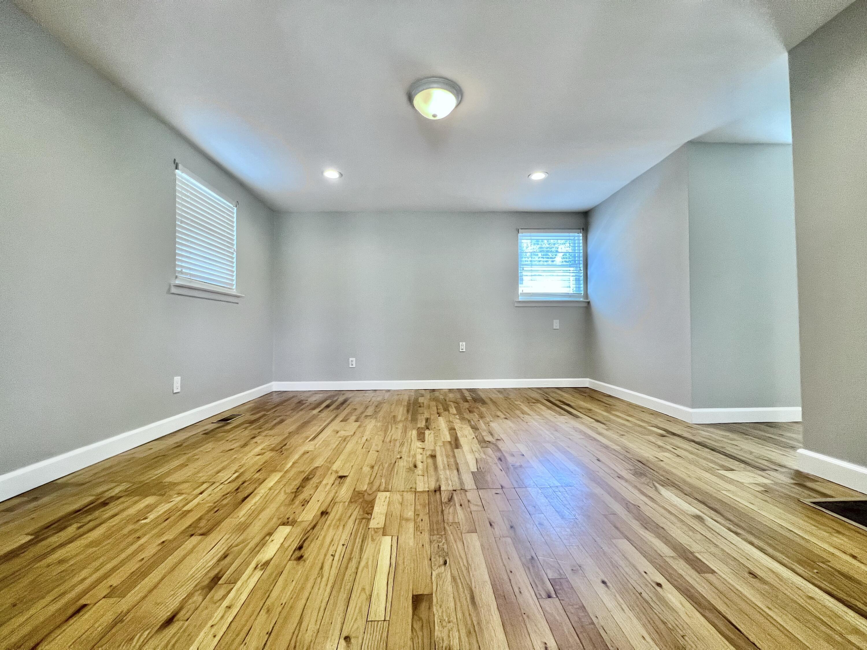 DESTIN (222100.00) - Residential