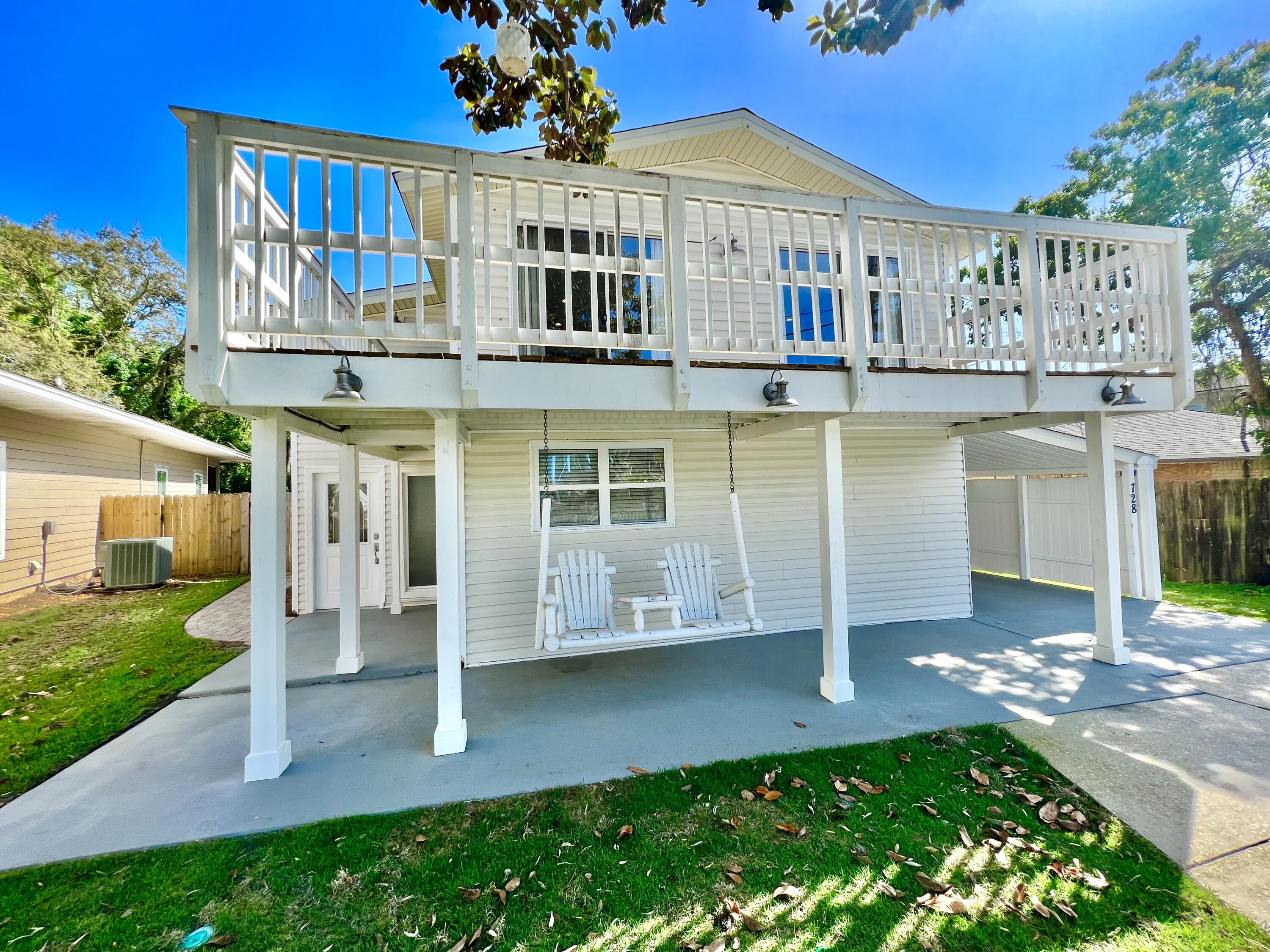 DESTIN (222100.00) - Residential