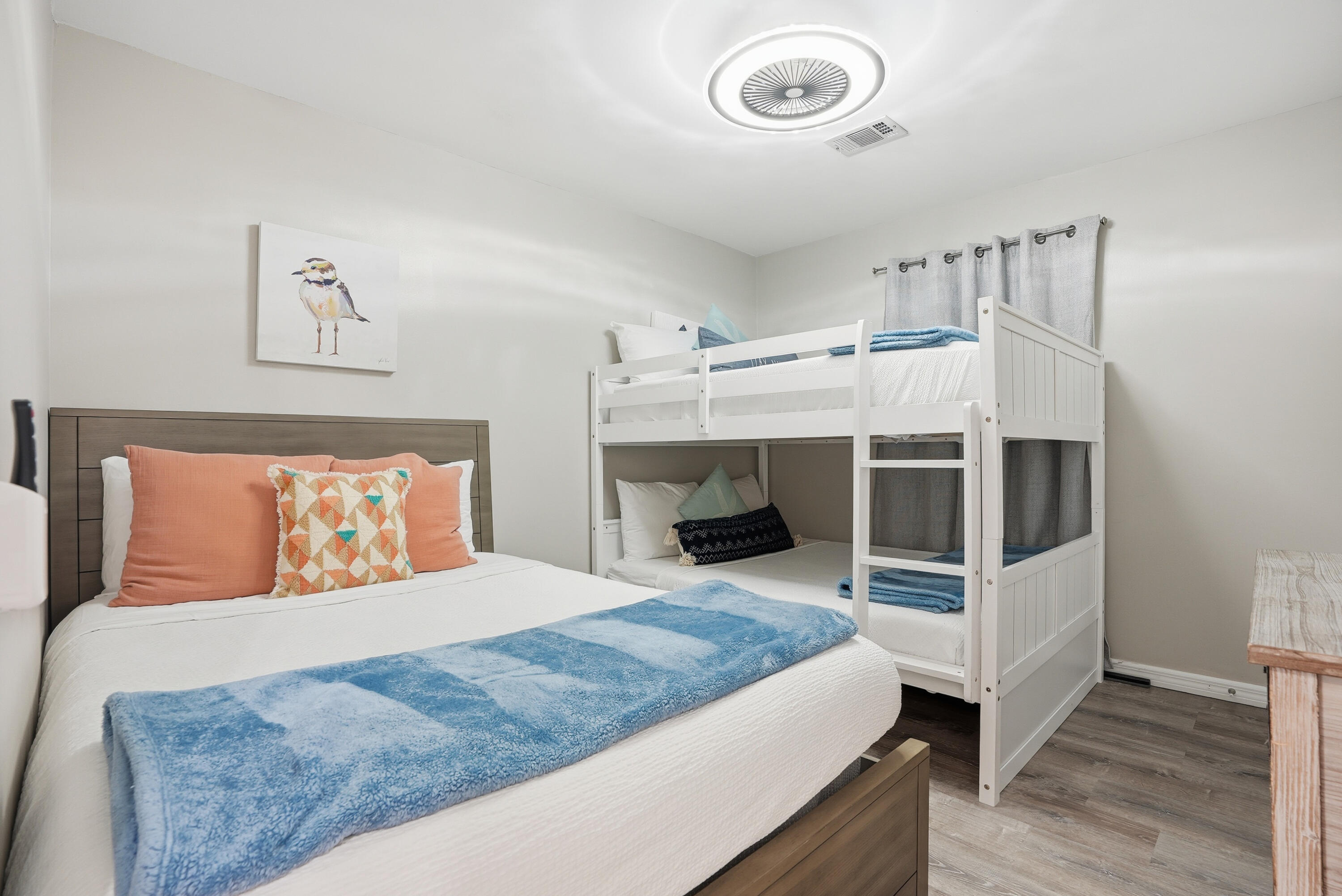 BEACHSIDE VILLAS CONDO - Residential