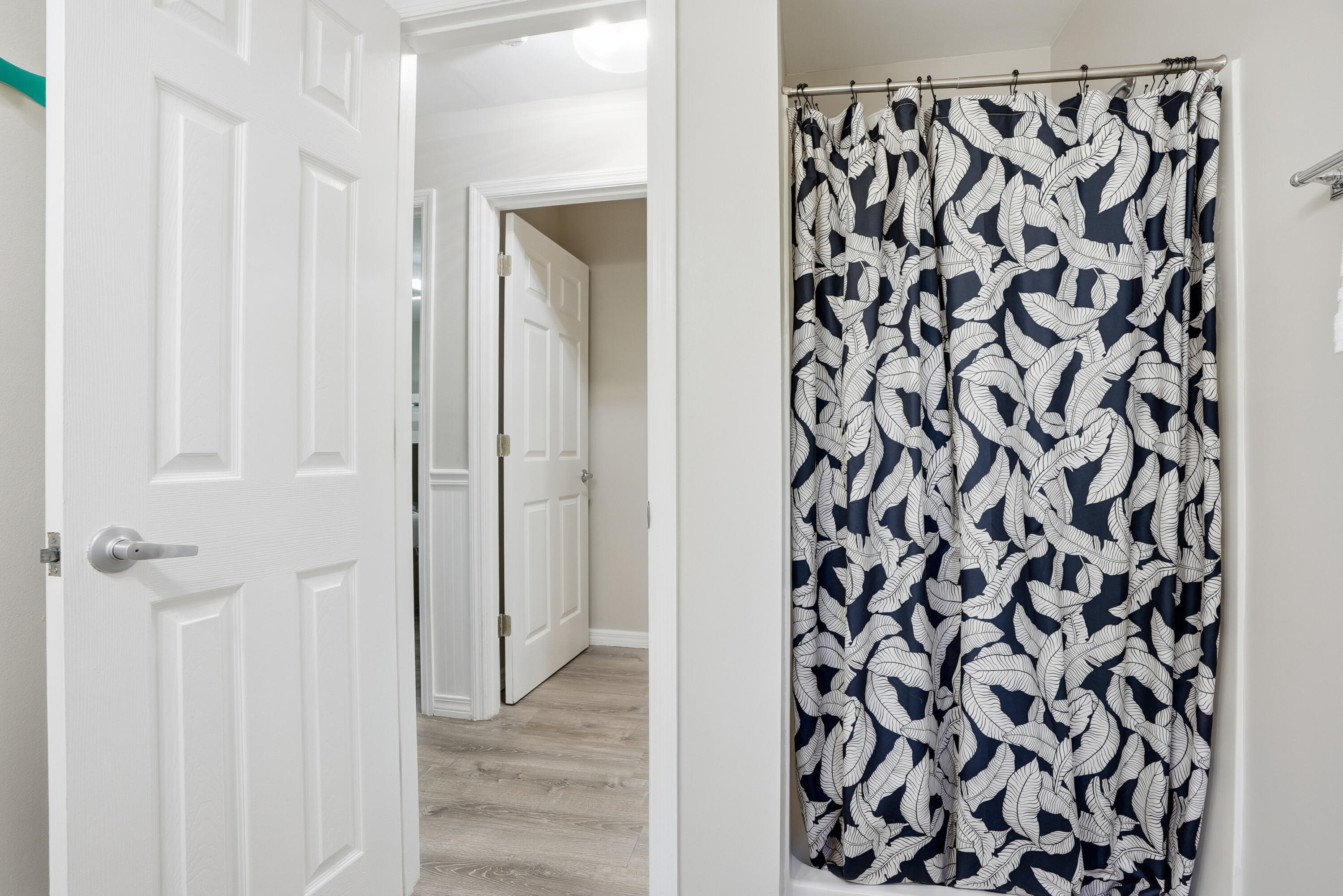 BEACHSIDE VILLAS CONDO - Residential