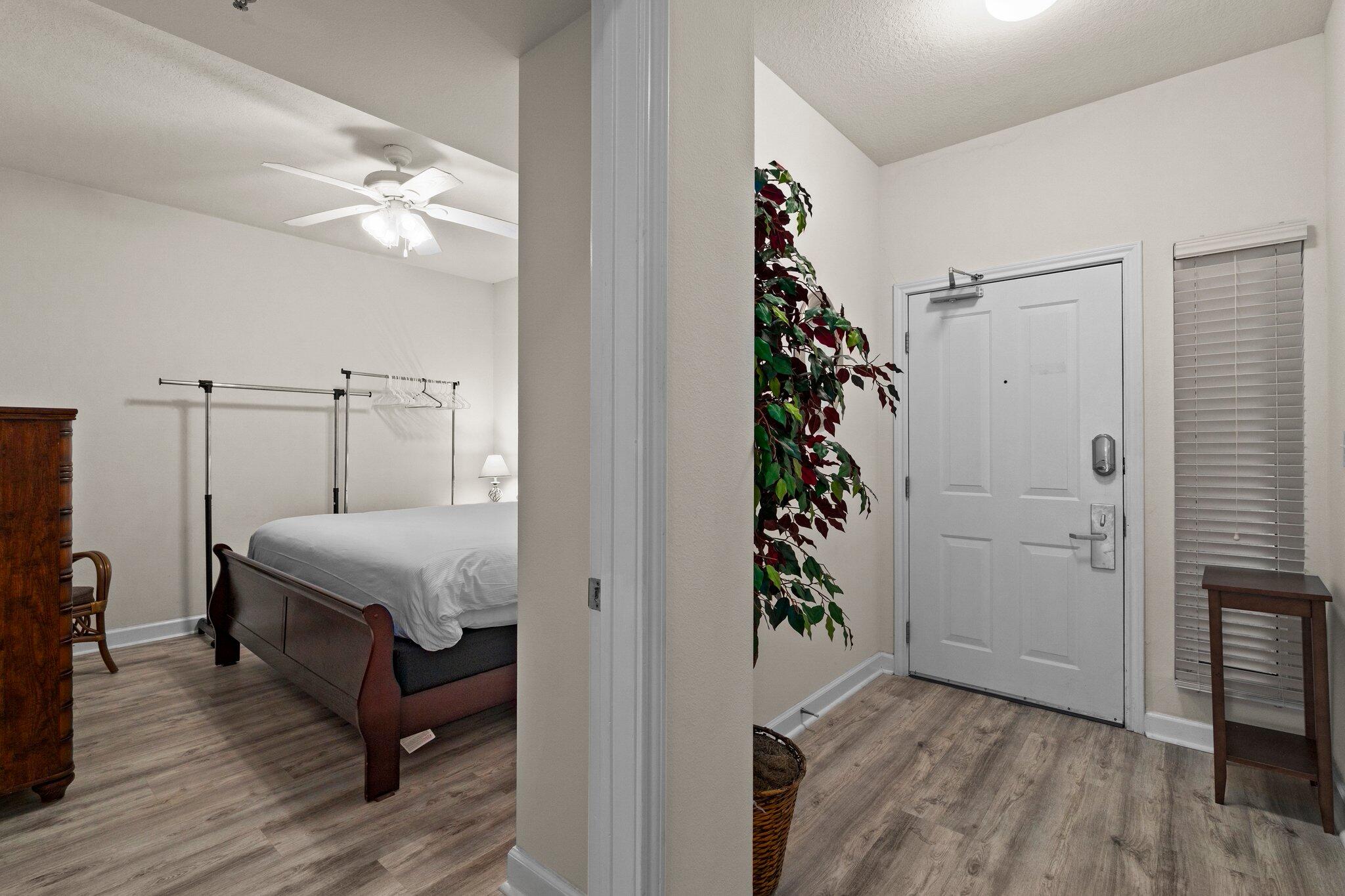 SHORES OF PANAMA - Residential