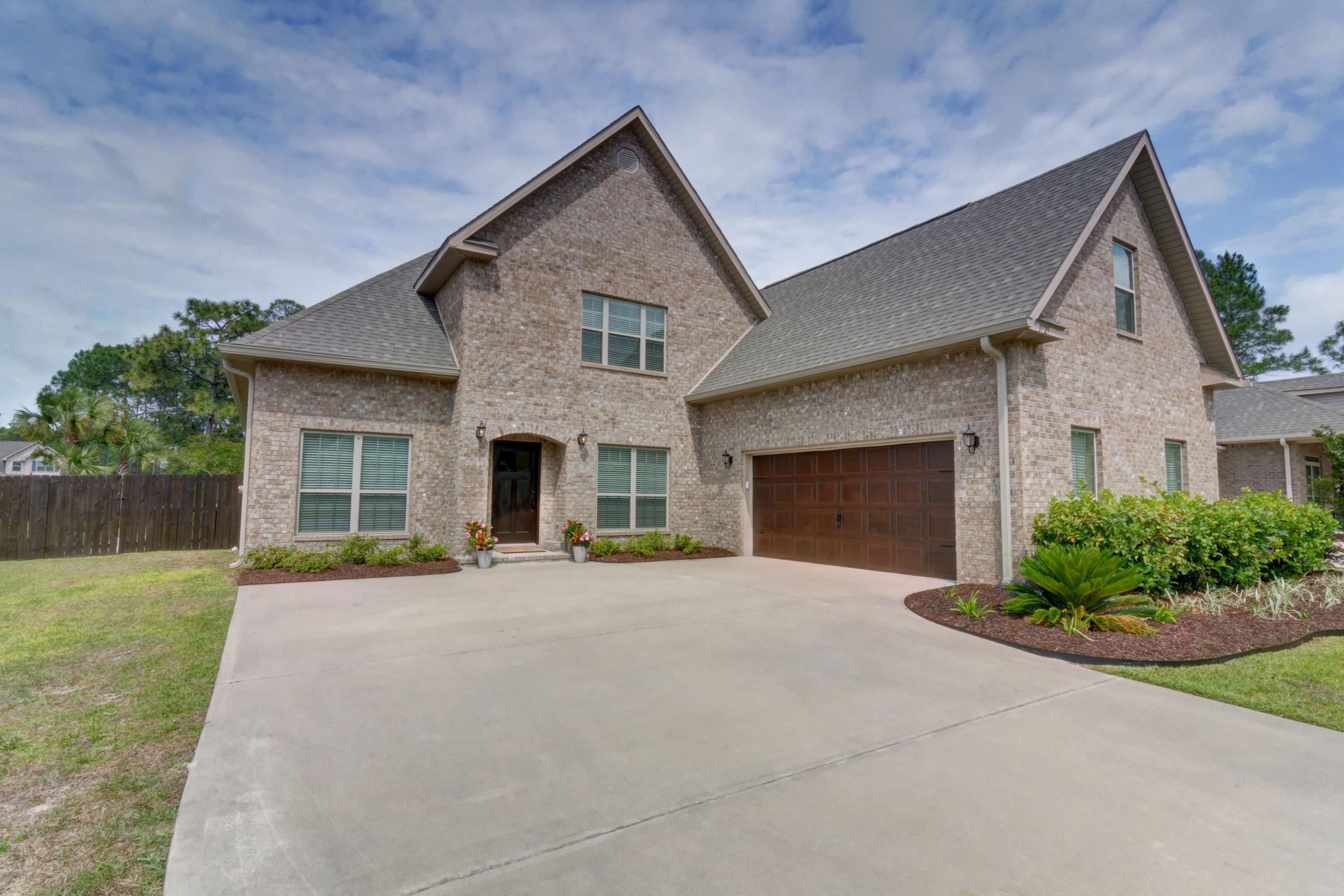 SUMMERSET ESTATES - Residential