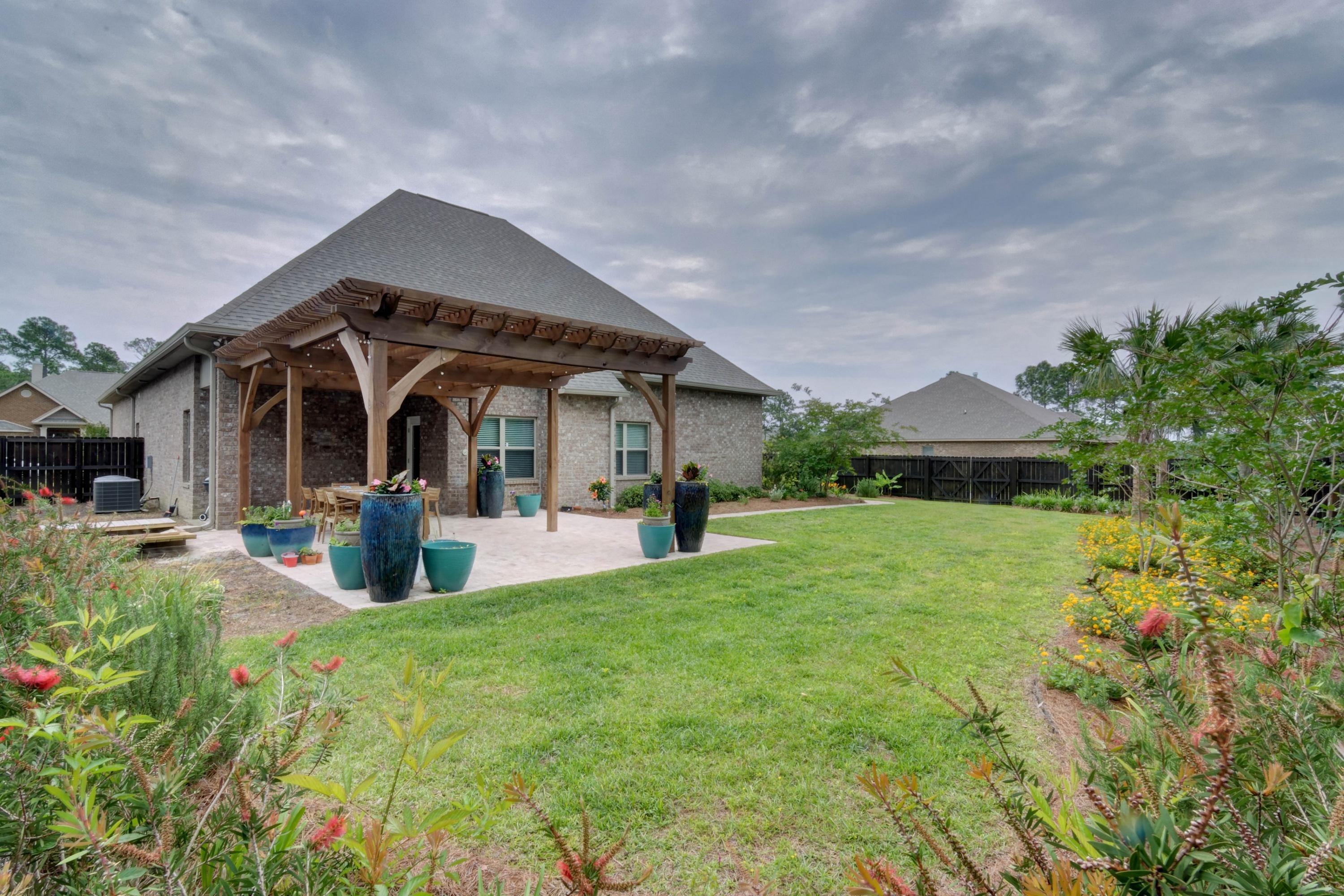 SUMMERSET ESTATES - Residential