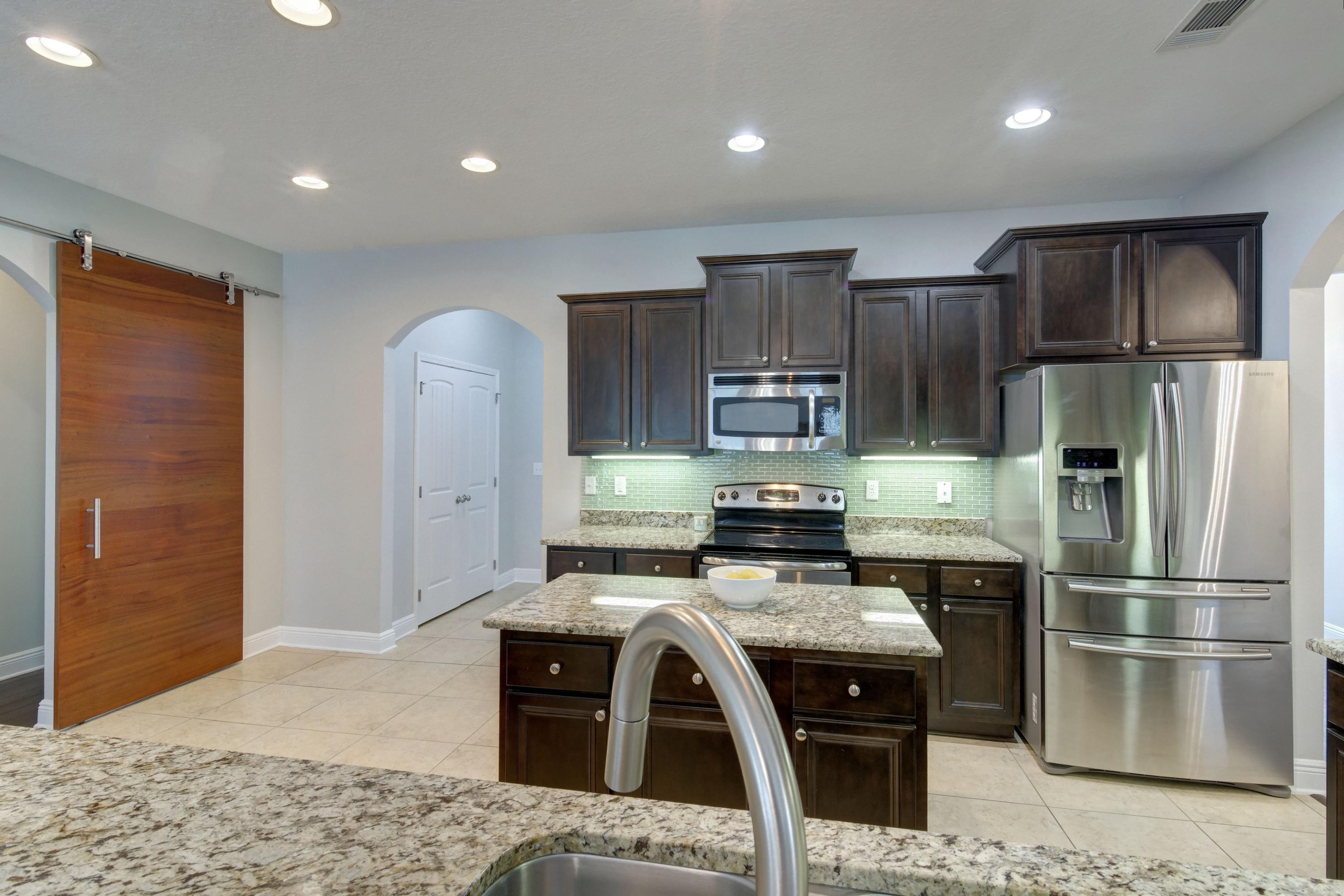 SUMMERSET ESTATES - Residential