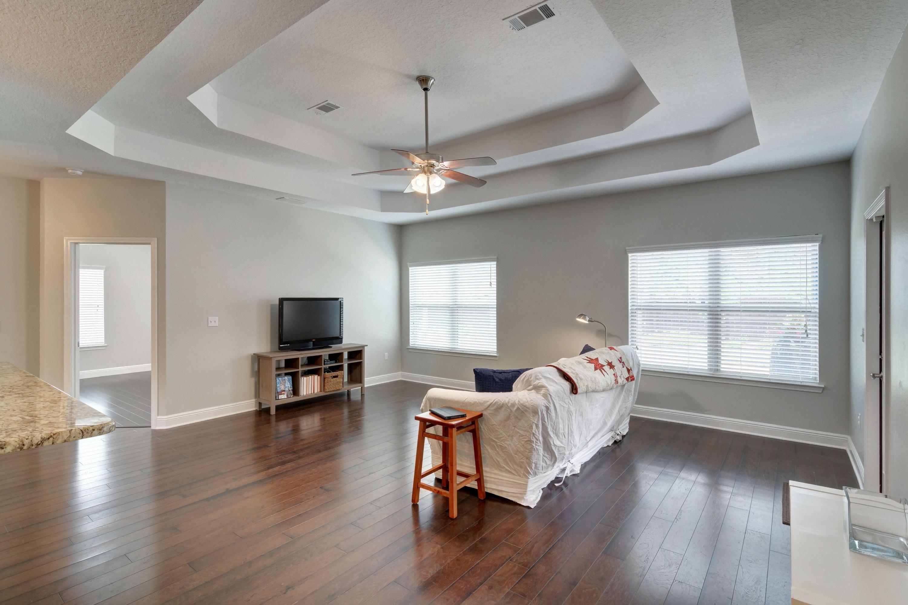 SUMMERSET ESTATES - Residential