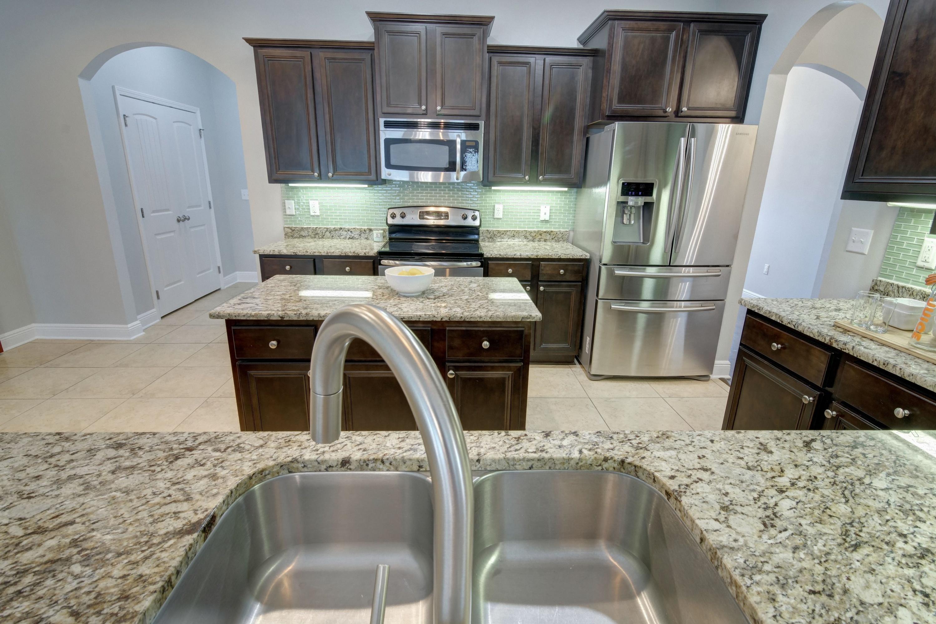 SUMMERSET ESTATES - Residential